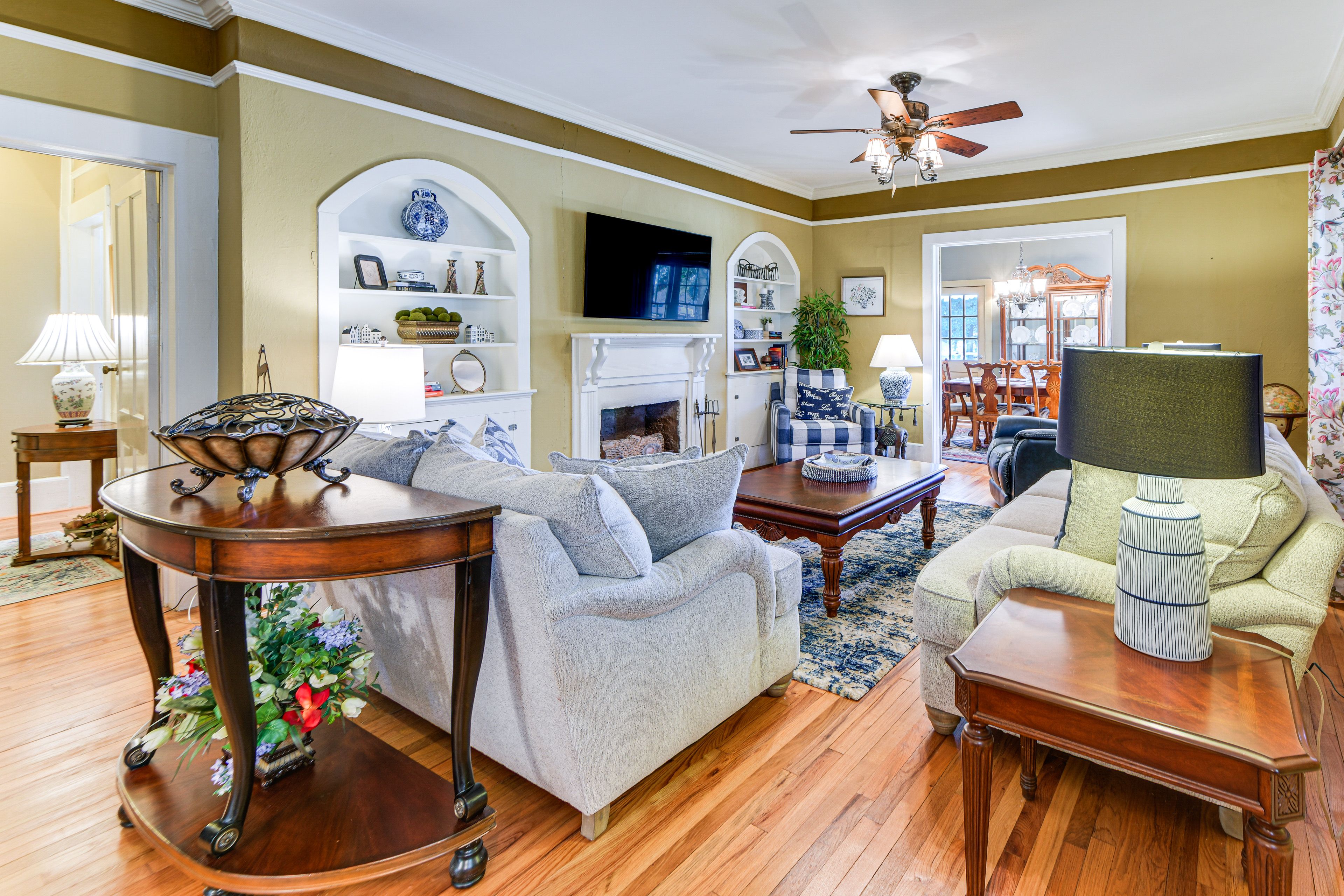 Thomaston Vacation Rental | 2BR | 2.5BA | 2,300 Sq Ft | 2 Steps to Access