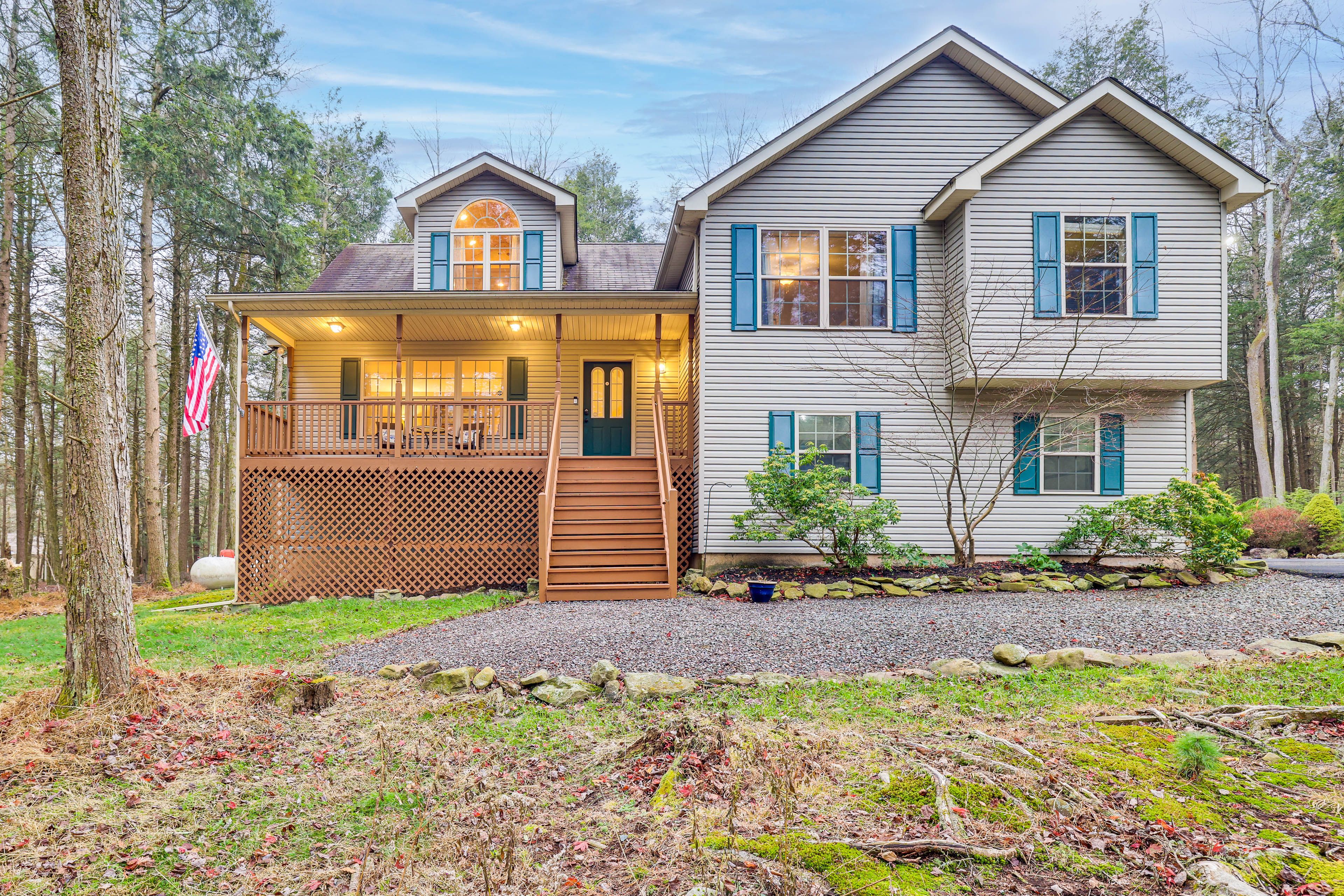 Blakeslee Vacation Rental | 4BR | 2.5BA | 2,000 Sq Ft | Step-Free Entry