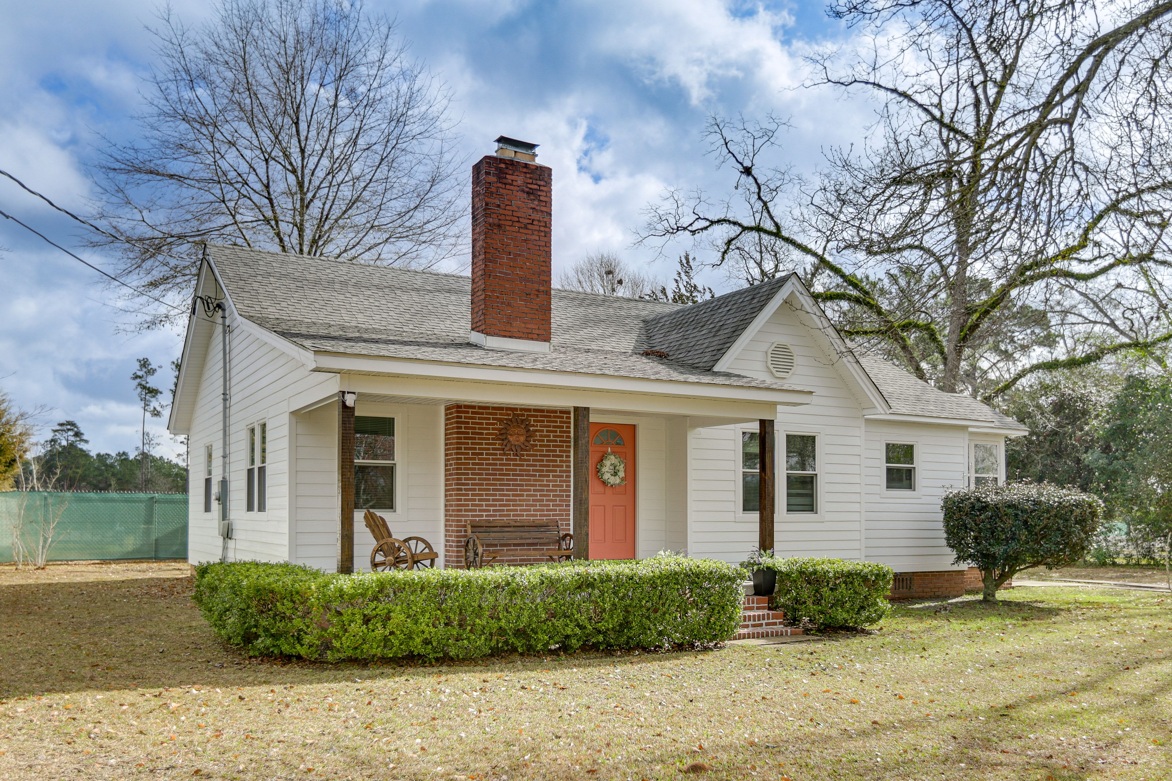 Front Exterior | Driveway (1 Vehicle) | Addt'l Parking On-Site