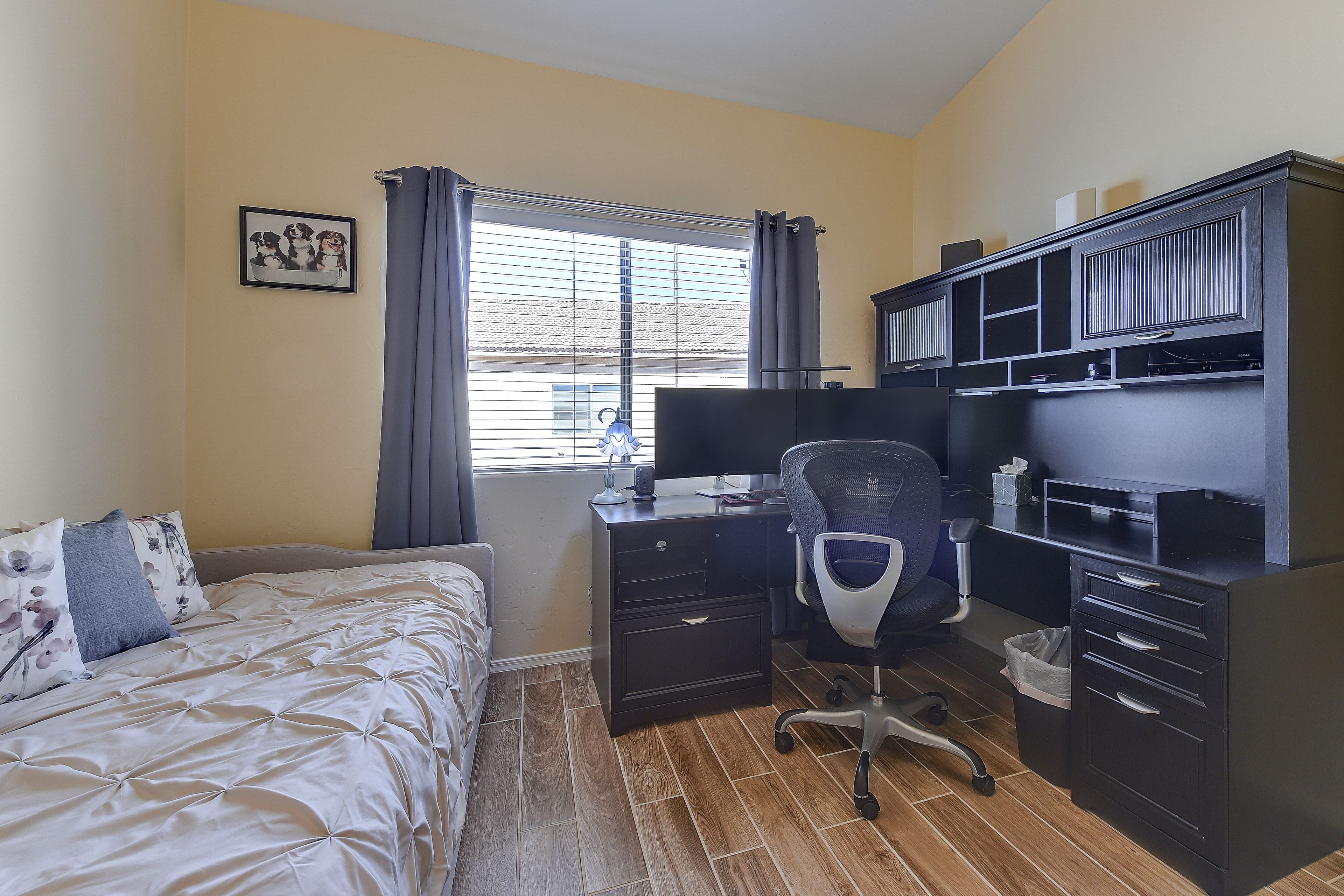 Office | Twin Daybed