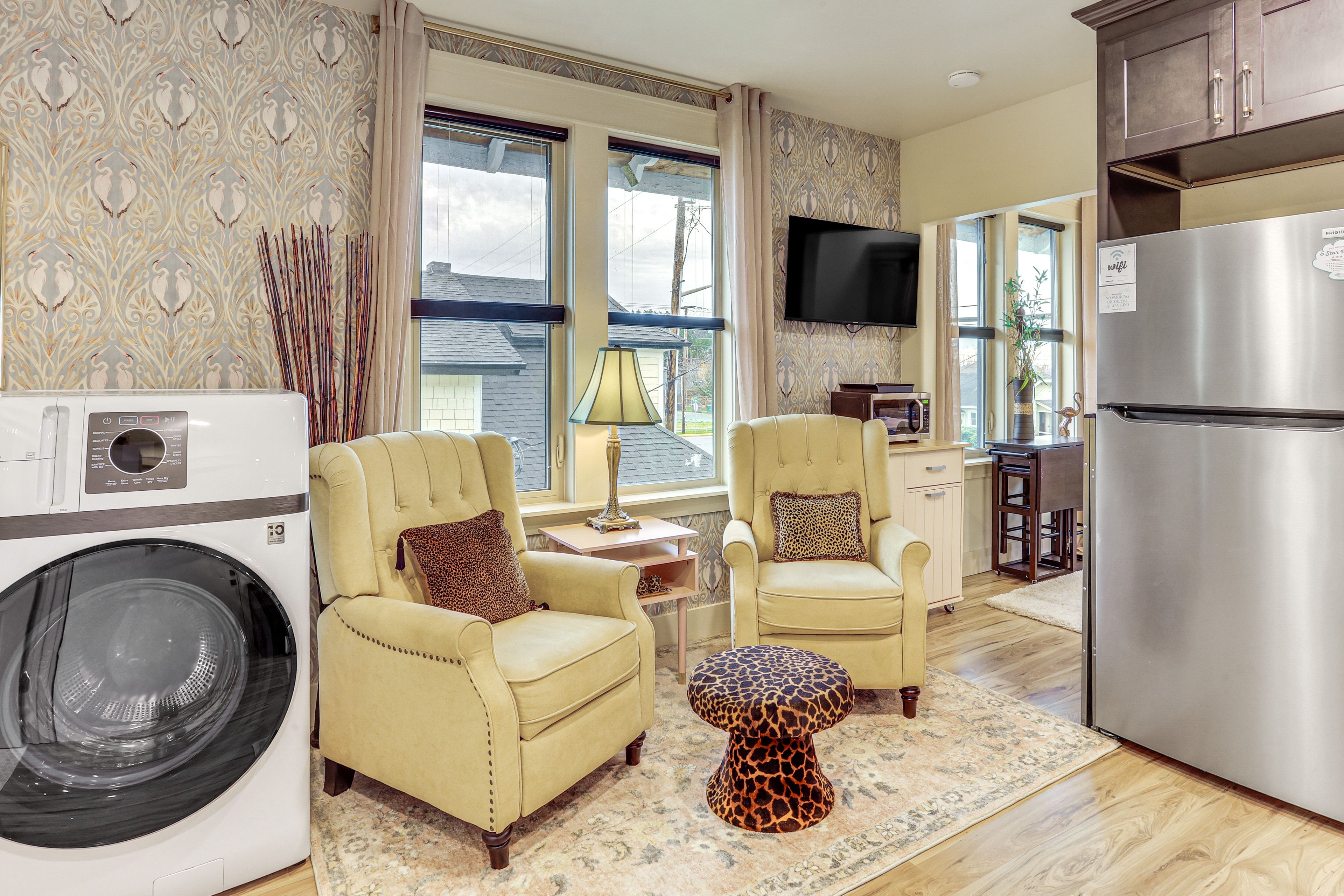 Anacortes Vacation Rental | Studio | 1BA | 500 Sq Ft | Stairs to Access