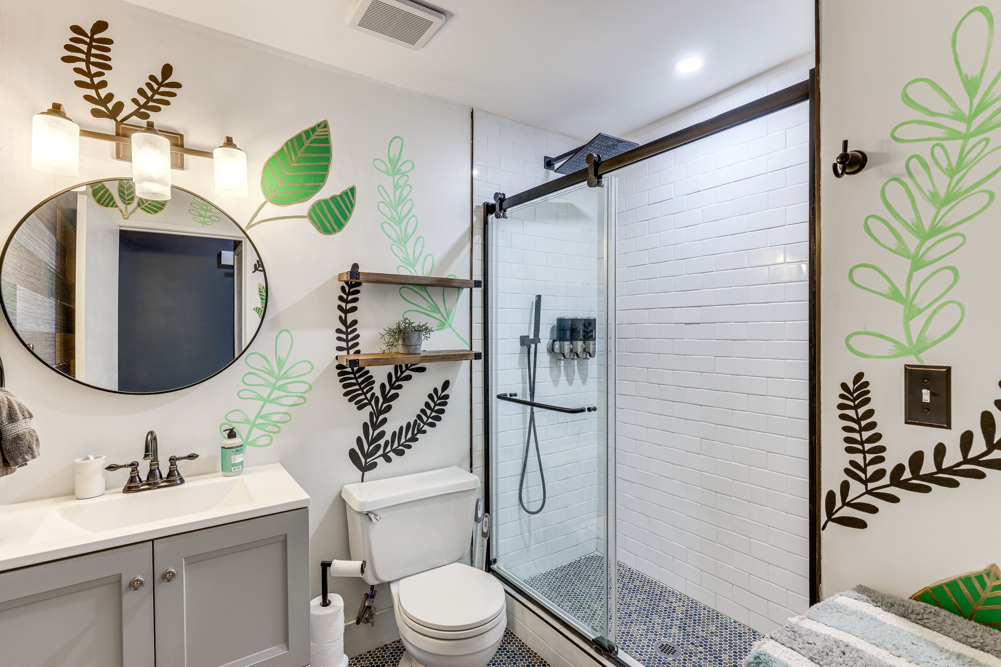 Bathroom | Towels Provided | Complimentary Toiletries | Hair Dryer