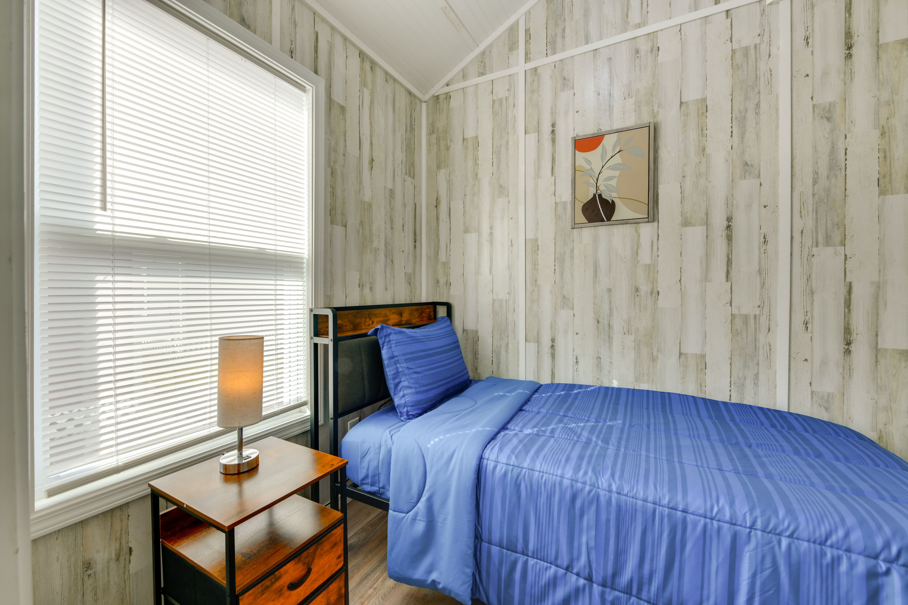 Bedroom 2 | Twin Bed