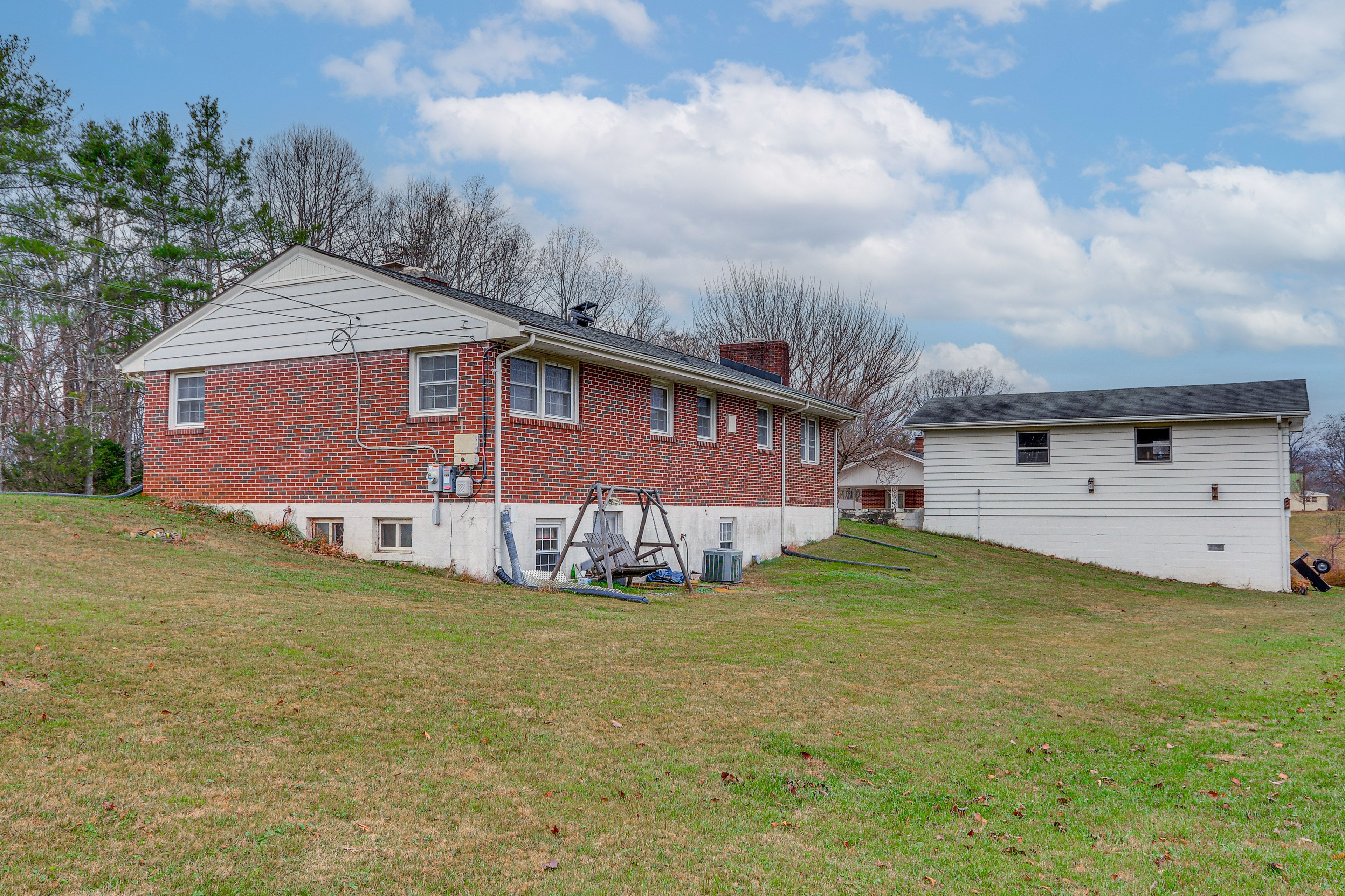 Yard Space | Porch Swing | Open-Ground Fire Area