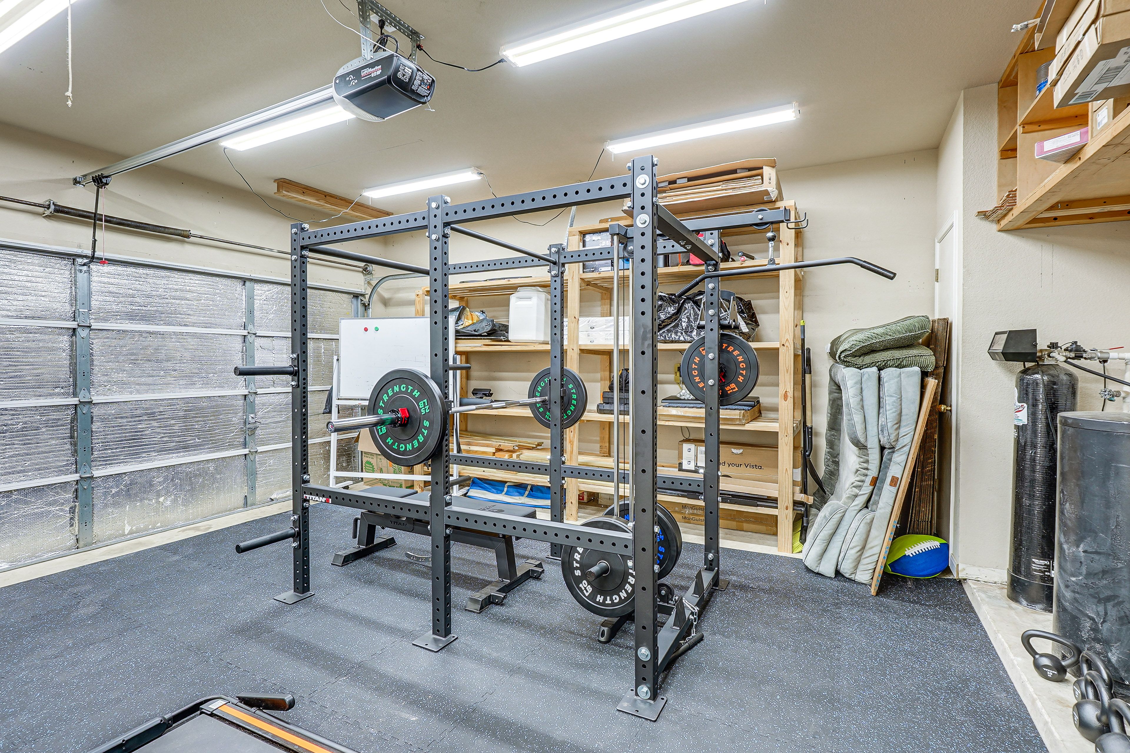 Home Gym (Garage) | Squat Rack | Rowing Machine | Smart TV | 1st Floor