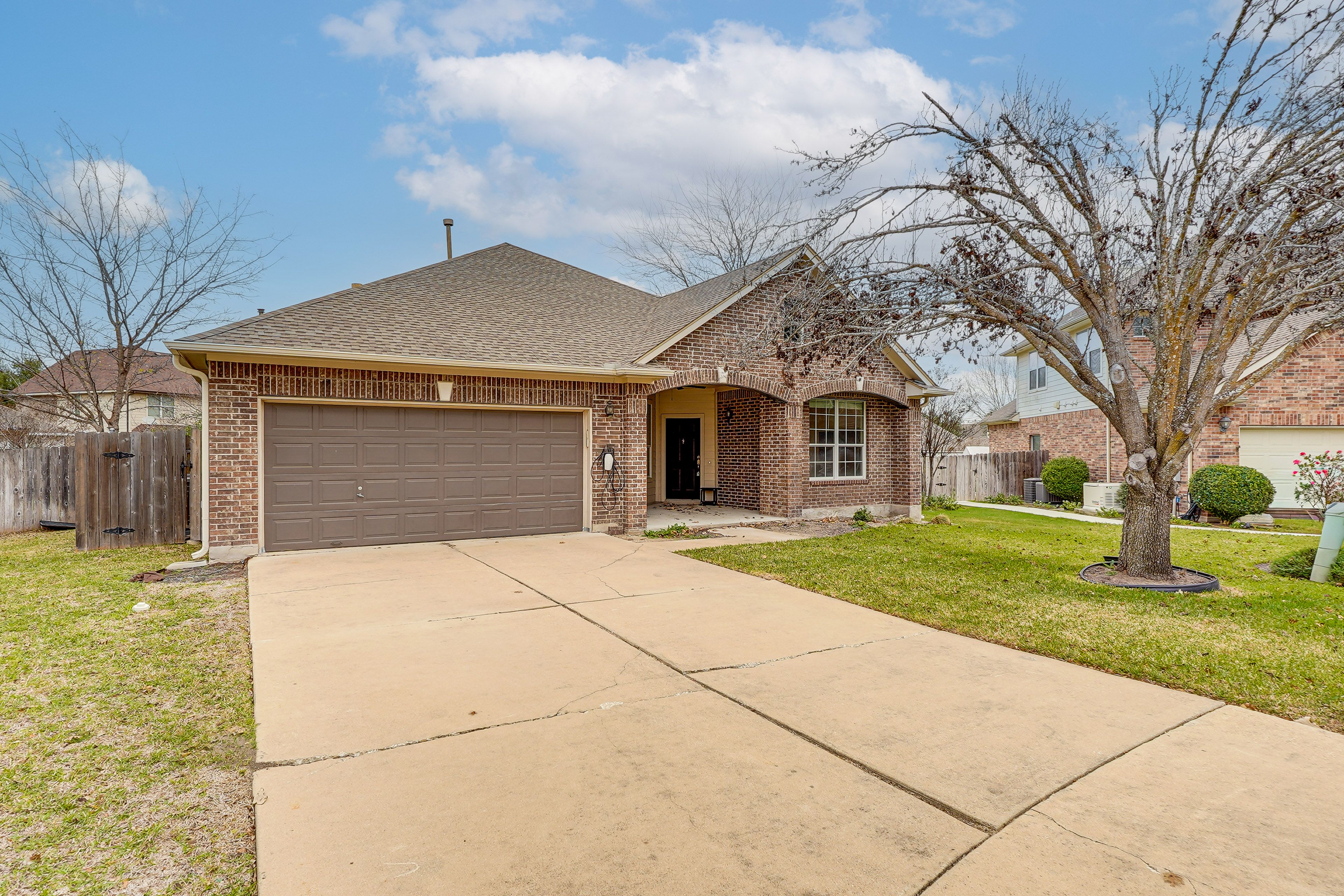 House Exterior | Driveway Parking | EV Charger
