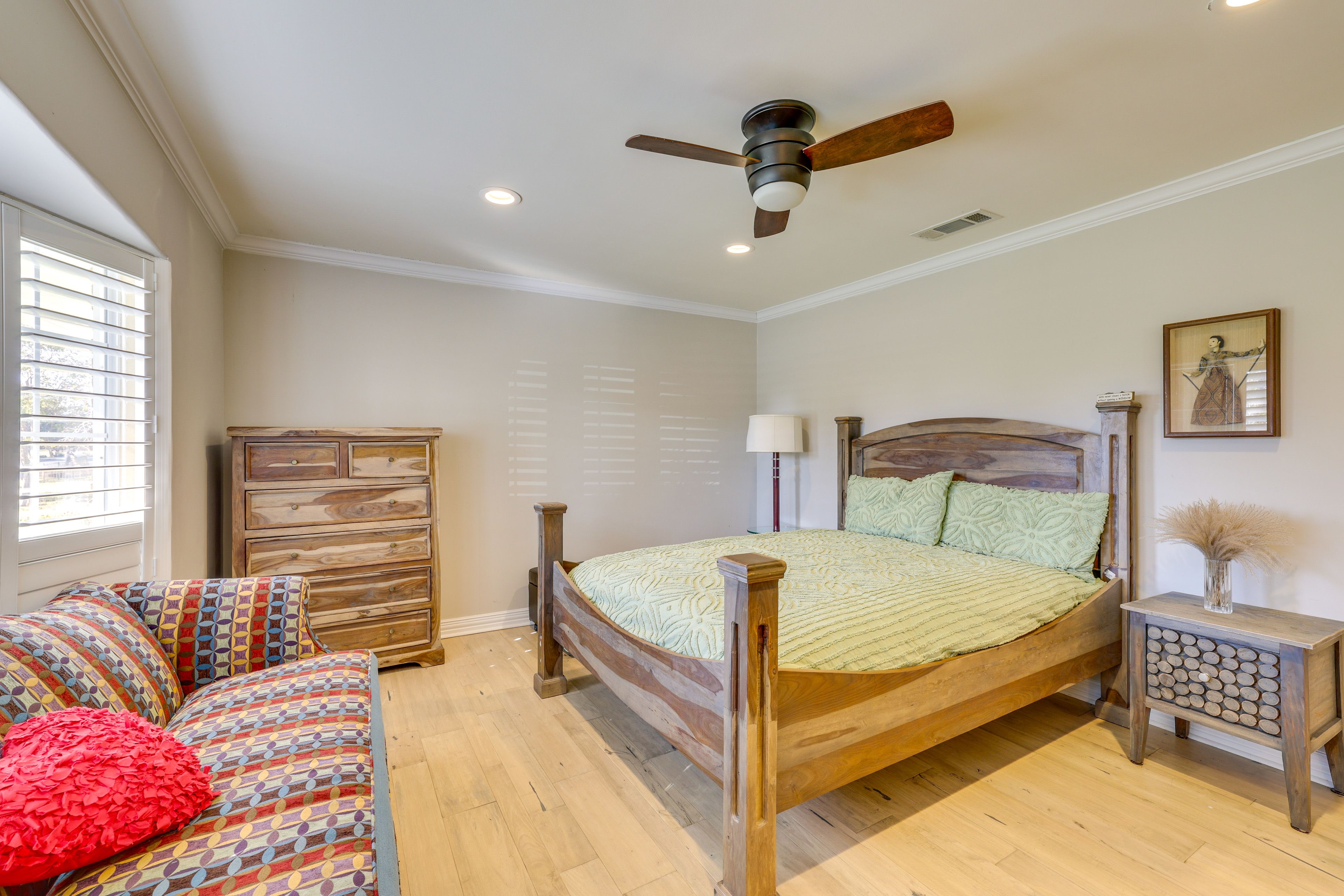 Bedroom 3 | Queen Bed | Twin Sleeper Chair