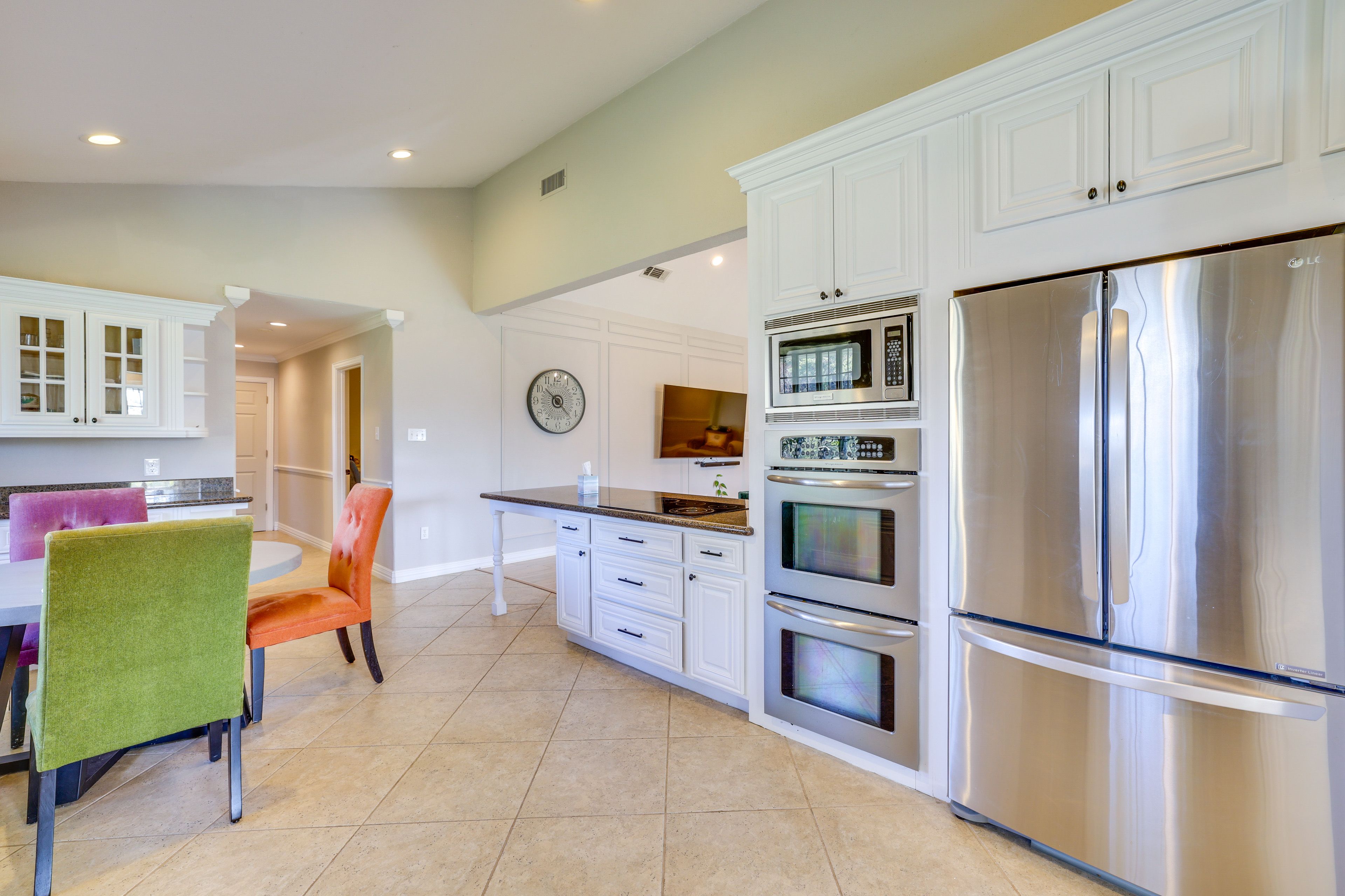 Kitchen | Stove | Dishwasher | Keurig Coffee Maker