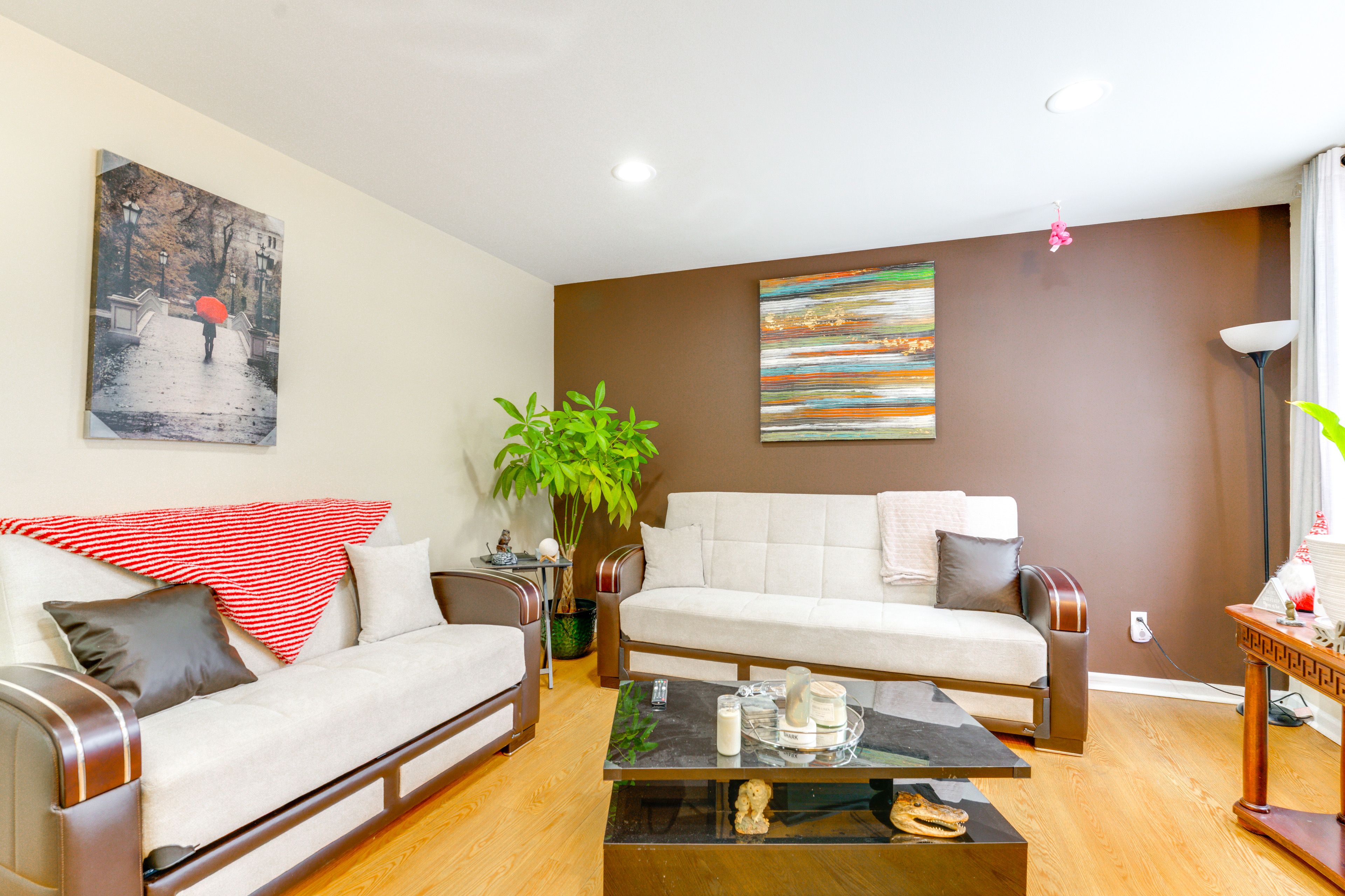 Warren Vacation Rental | 3BR | 1.5BA | 1,100 Sq Ft | Stairs Required