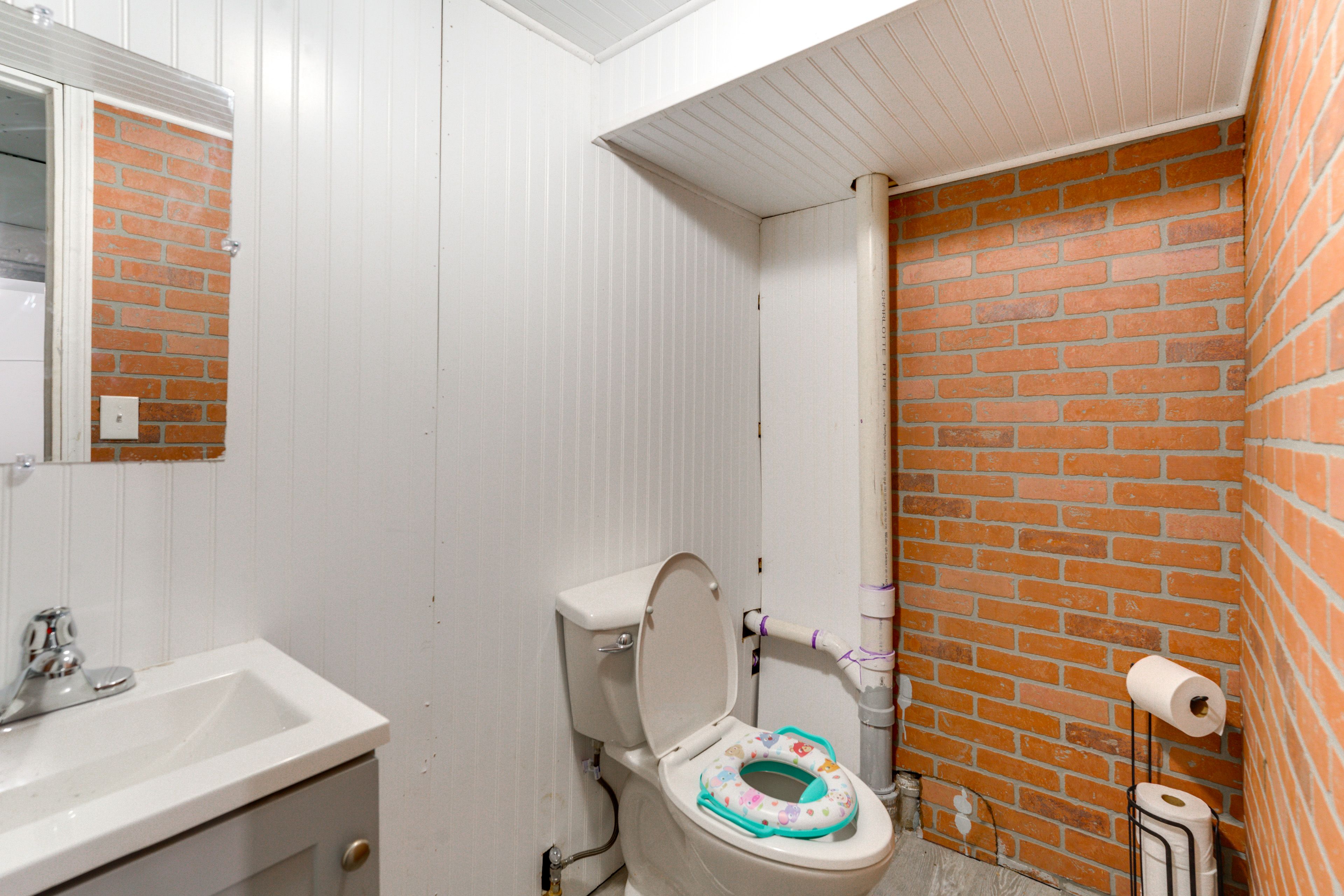 Half Bathroom | Basement