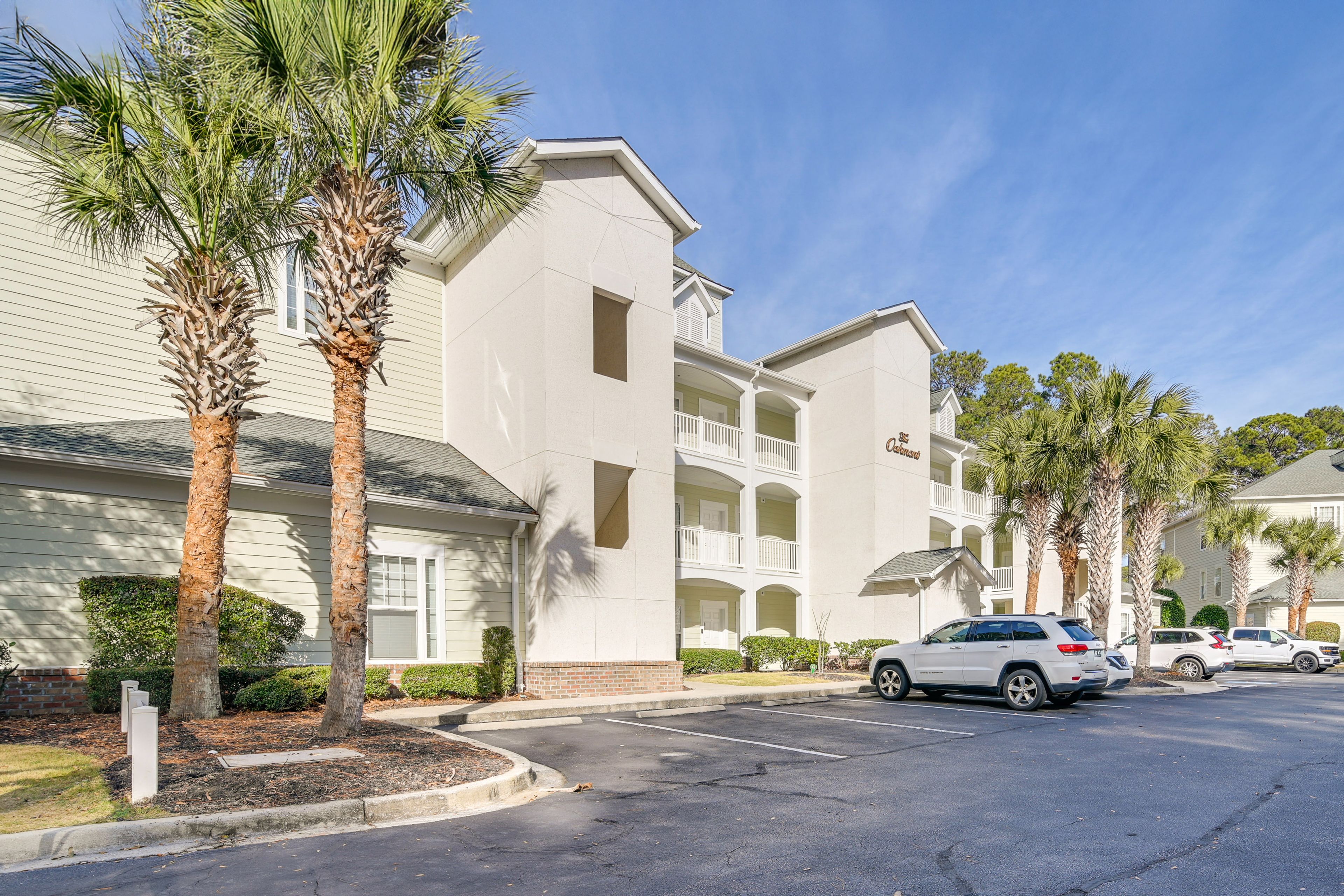 Parking | Community Lot (2 Vehicles)