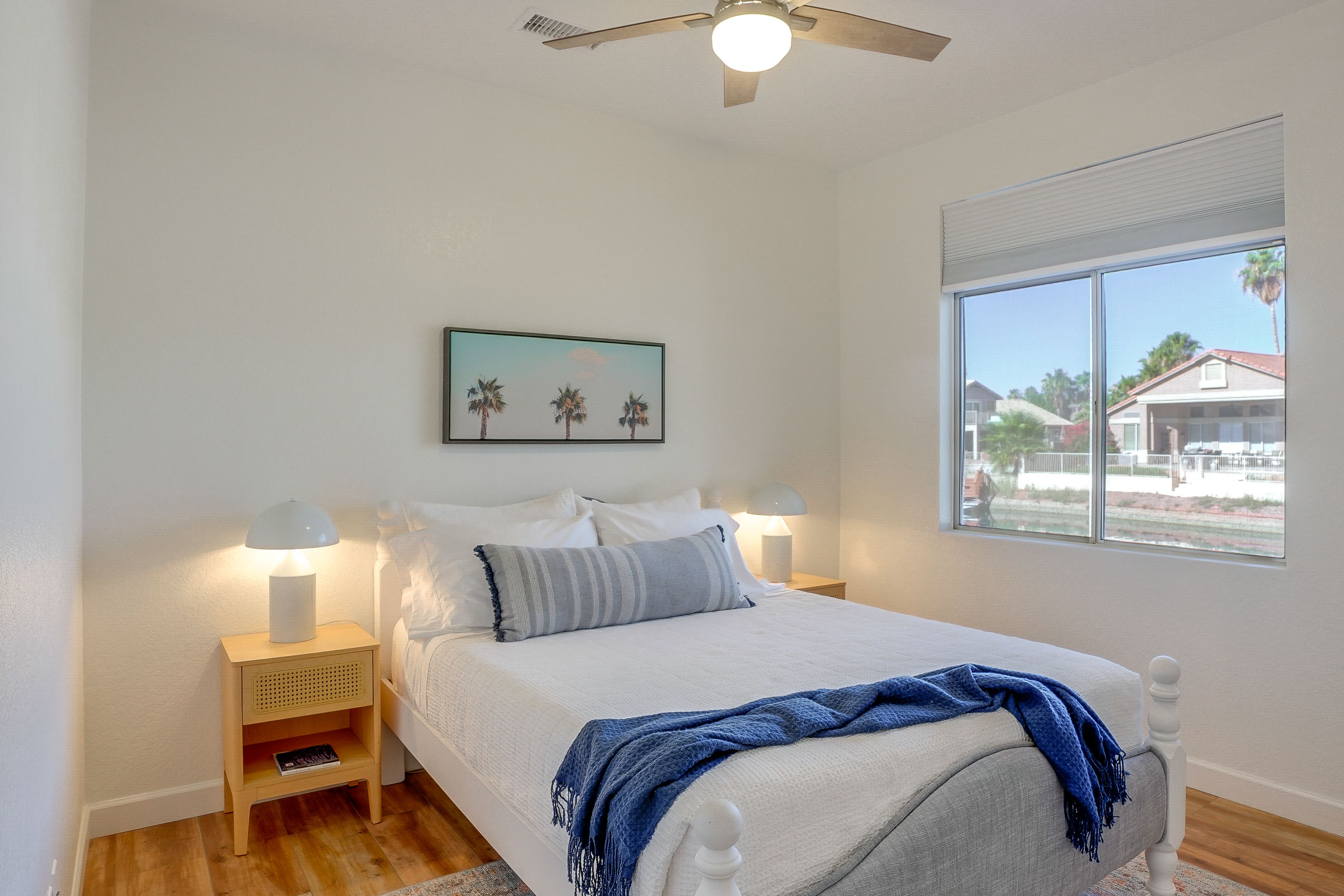 Bedroom 2 | Queen Bed