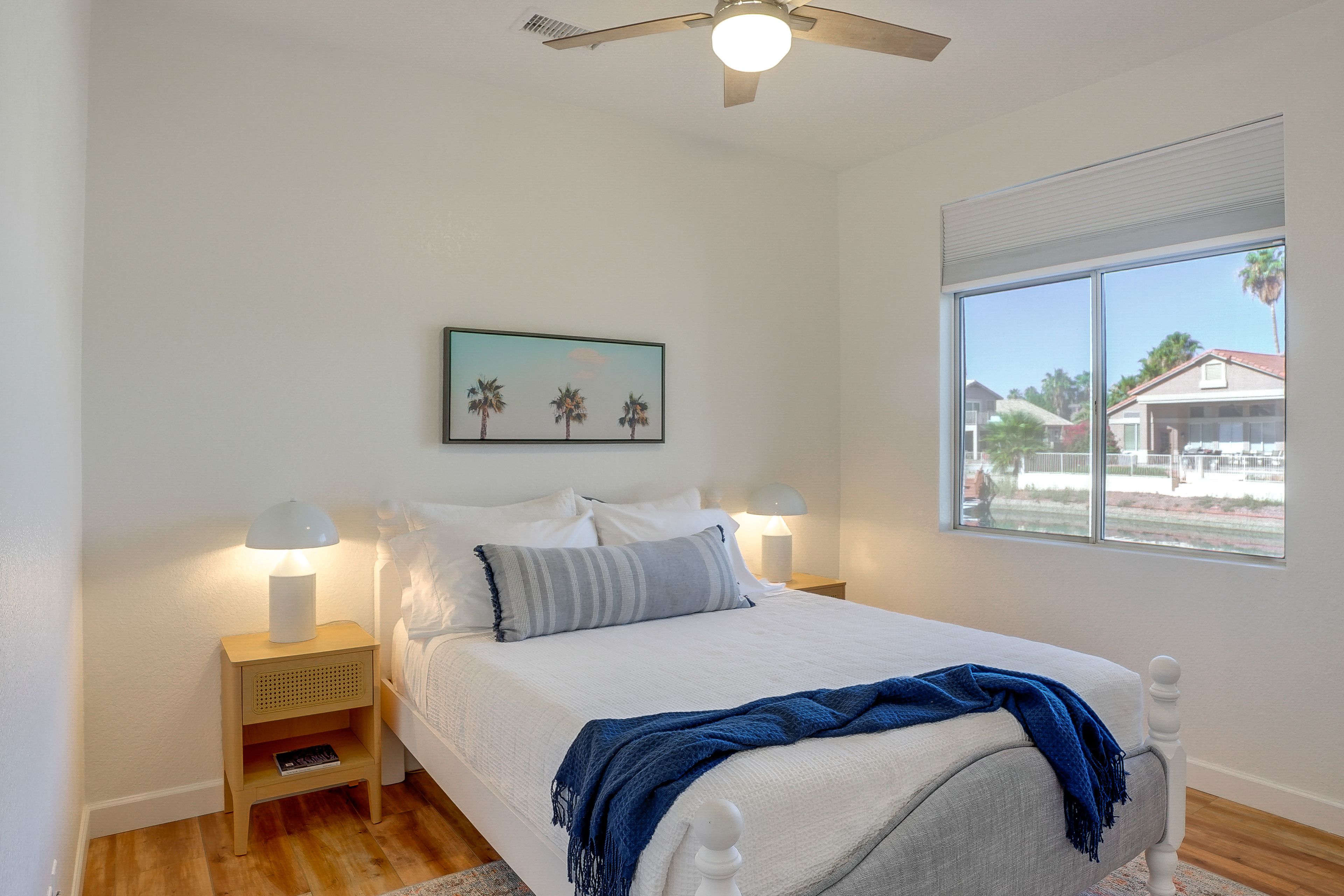Bedroom 2 | Queen Bed