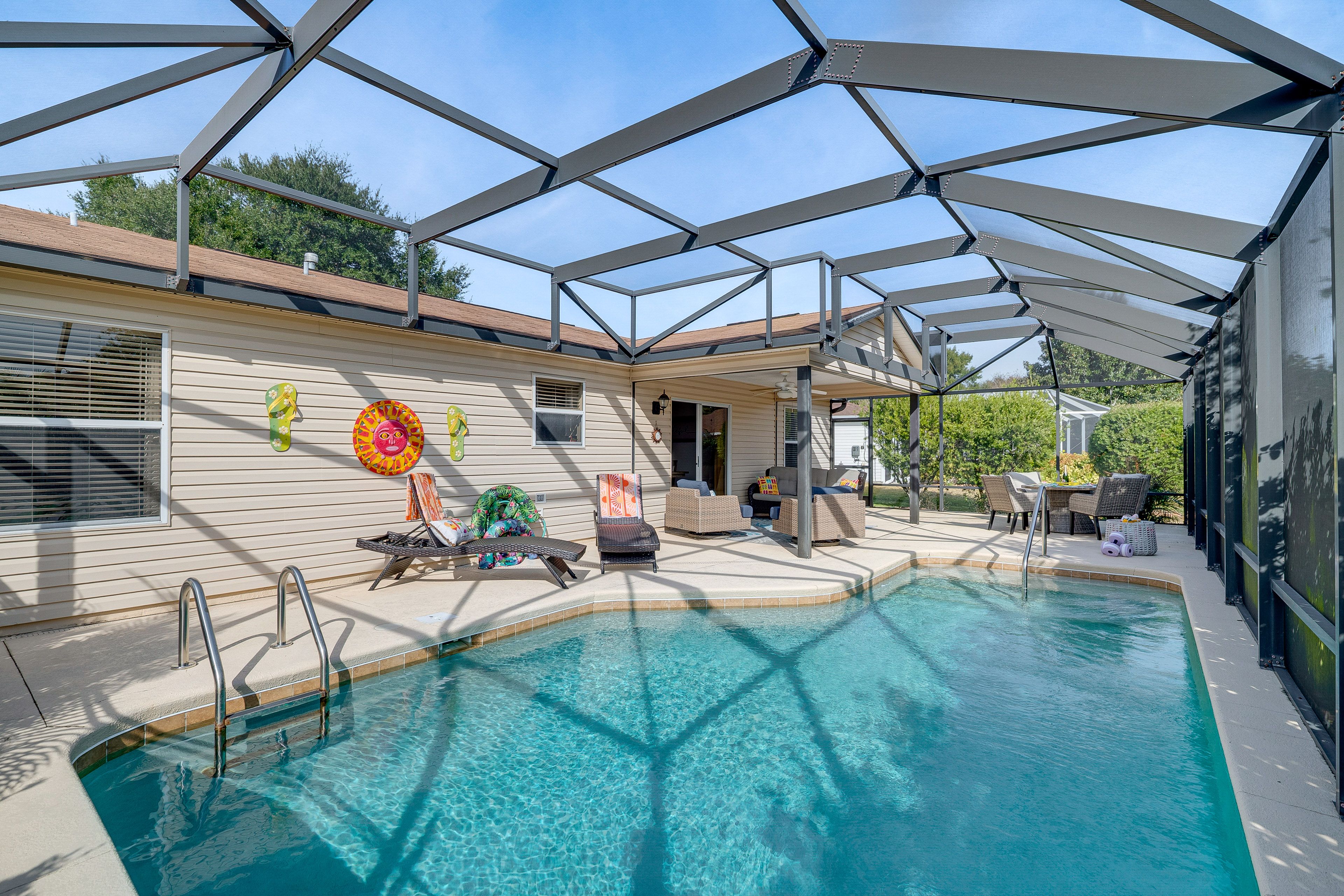 The Villages Vacation Rental | 3BR | 2BA | 1,500 Sq Ft | 1 Step to Enter