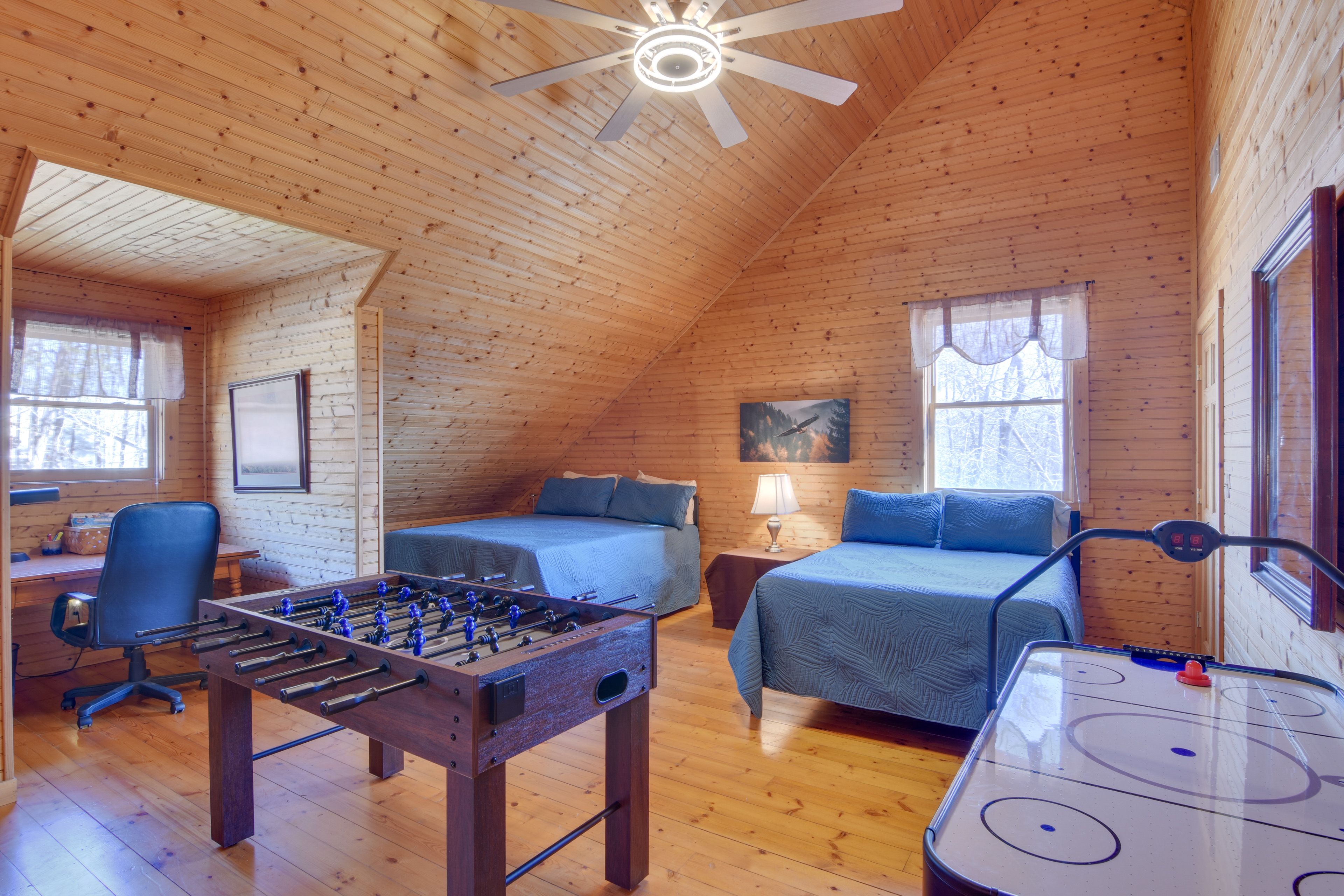 Bedroom 4 | Queen Bed | Full Bed | 2nd Floor