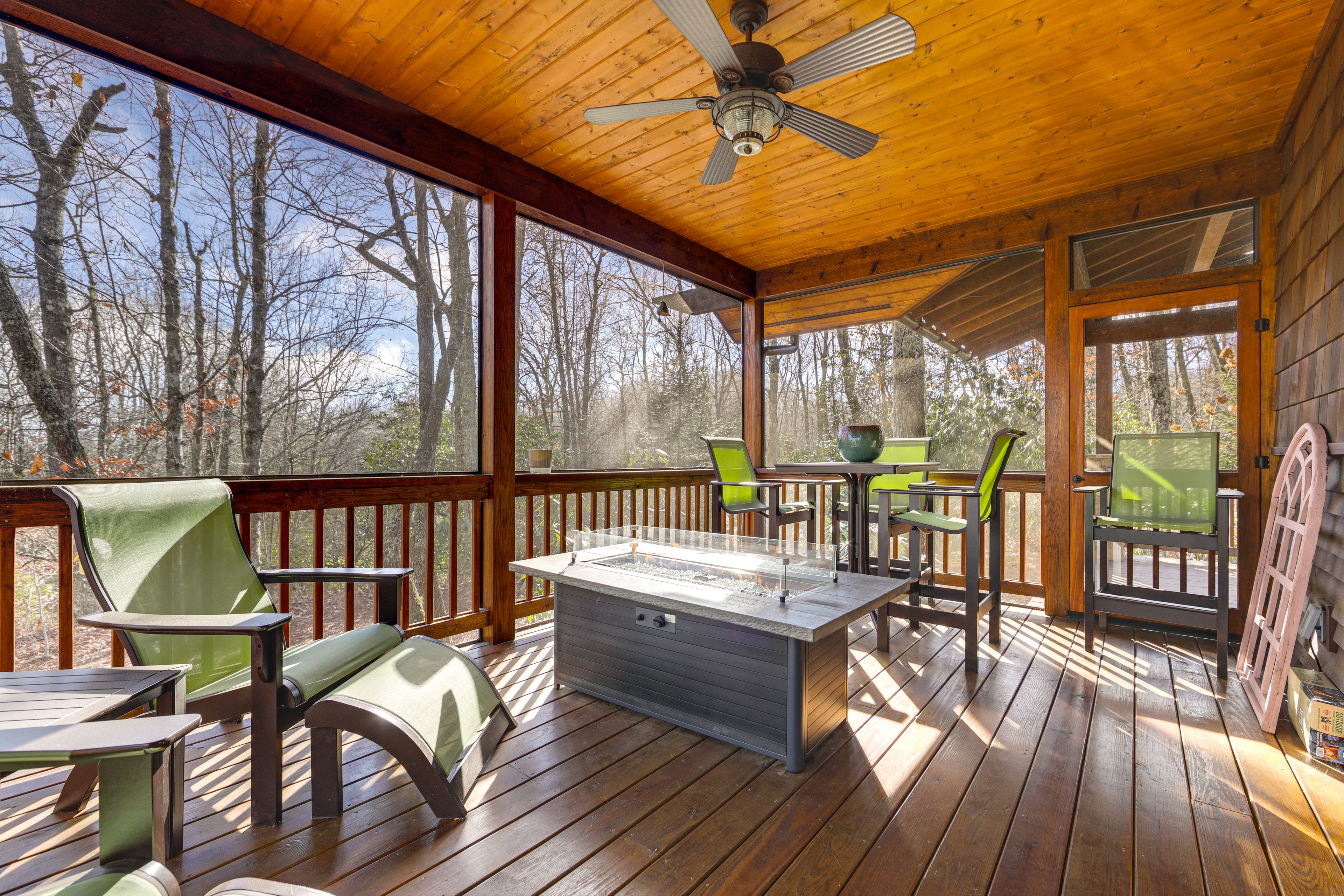 Cabin Exterior | Screened Deck | Dining Area | Smart TV w/ Cable | Fire Table
