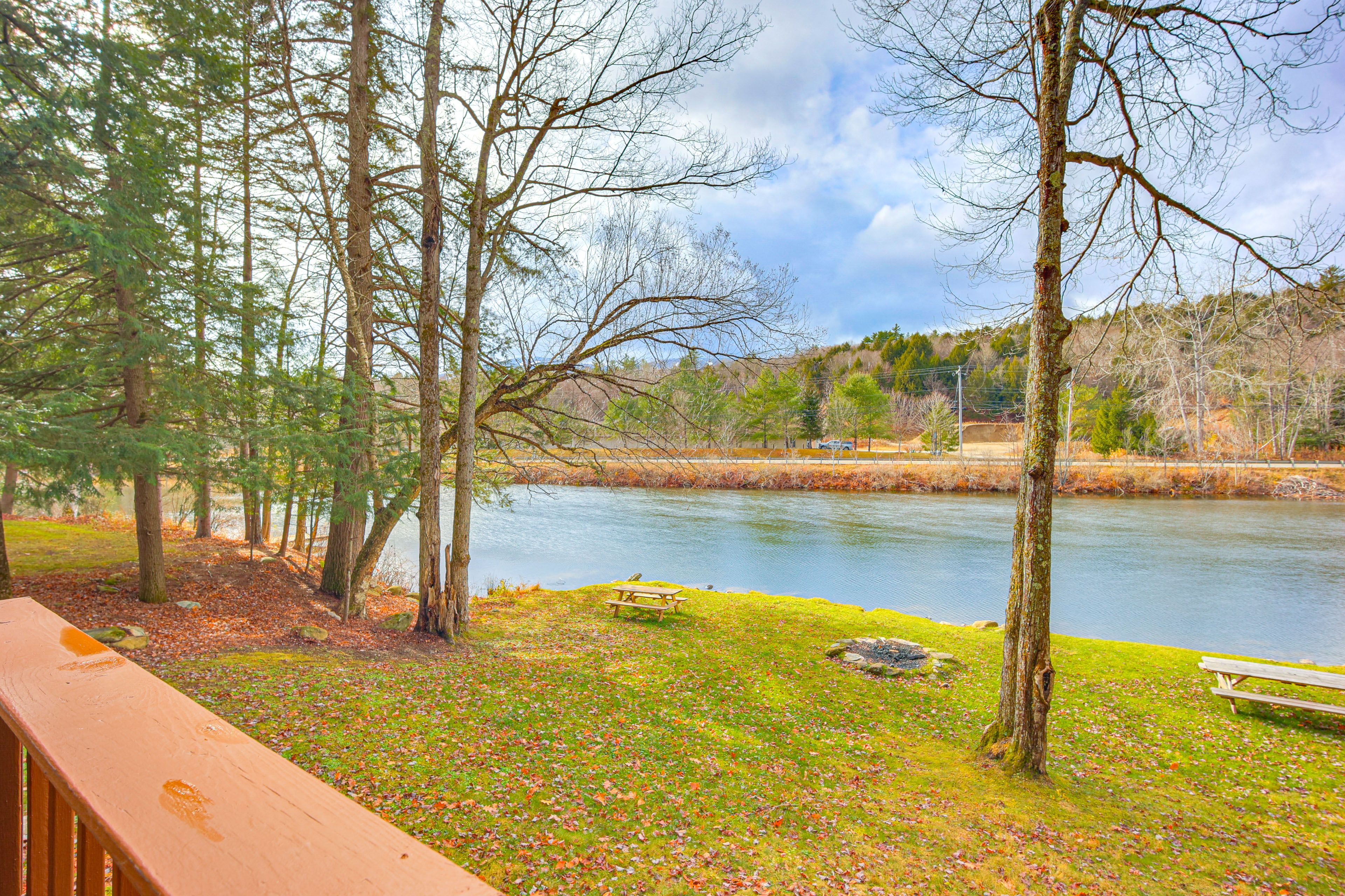 Lake & Mountain Views