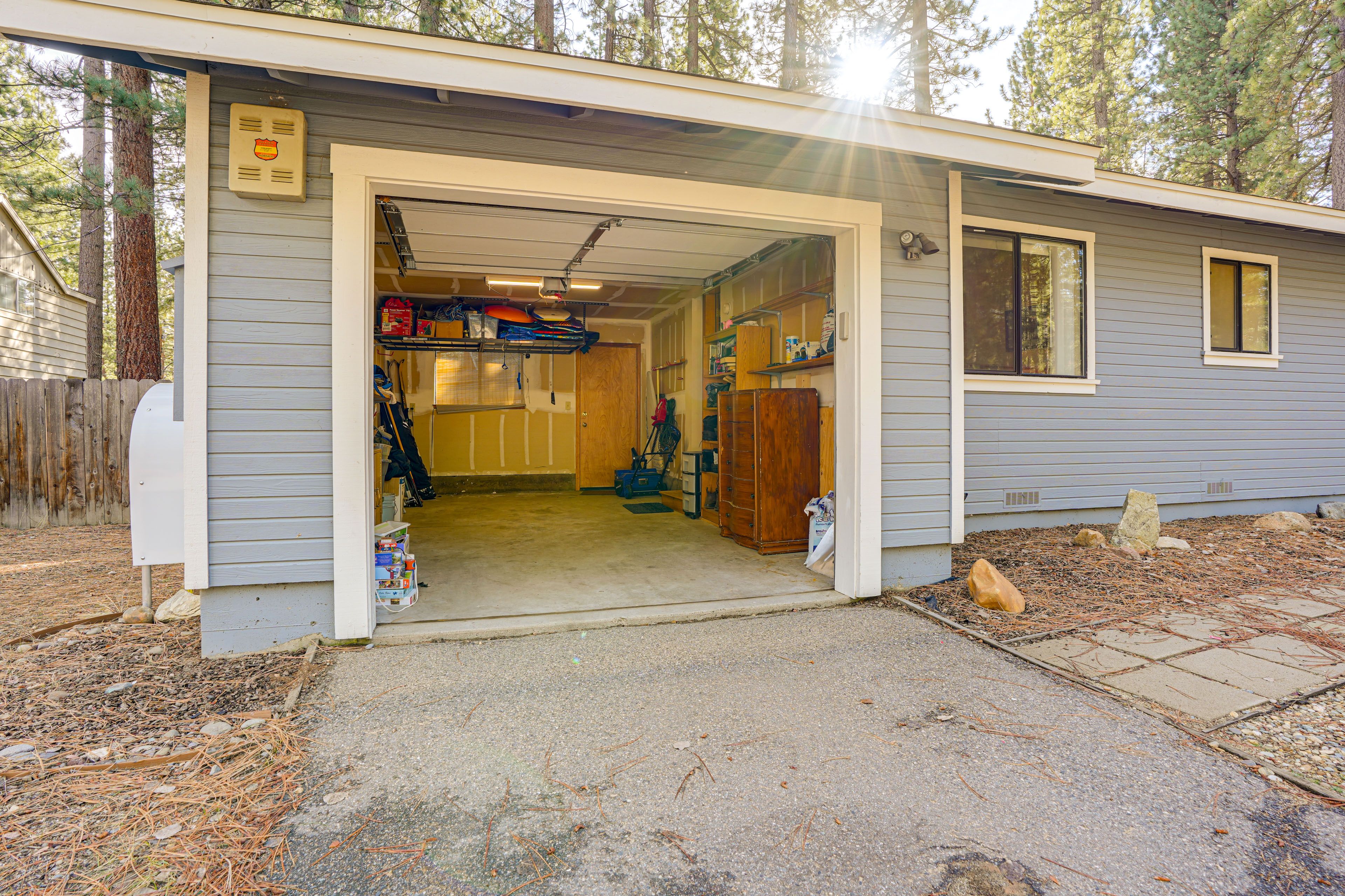 Parking | Garage (1 Vehicle) | Driveway (3 Vehicles)
