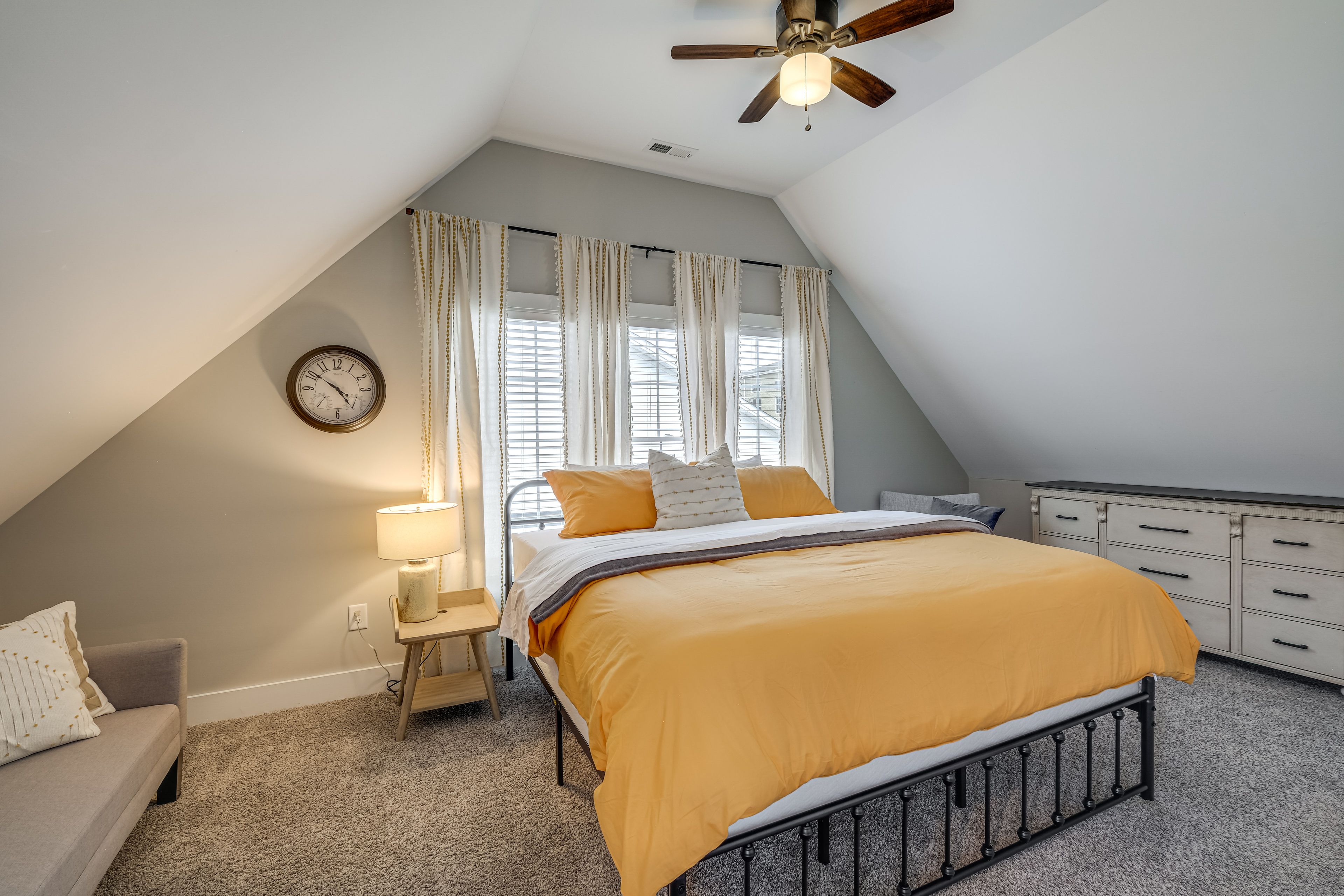 Bedroom 2 | Upper Level | King Bed | Smart TV