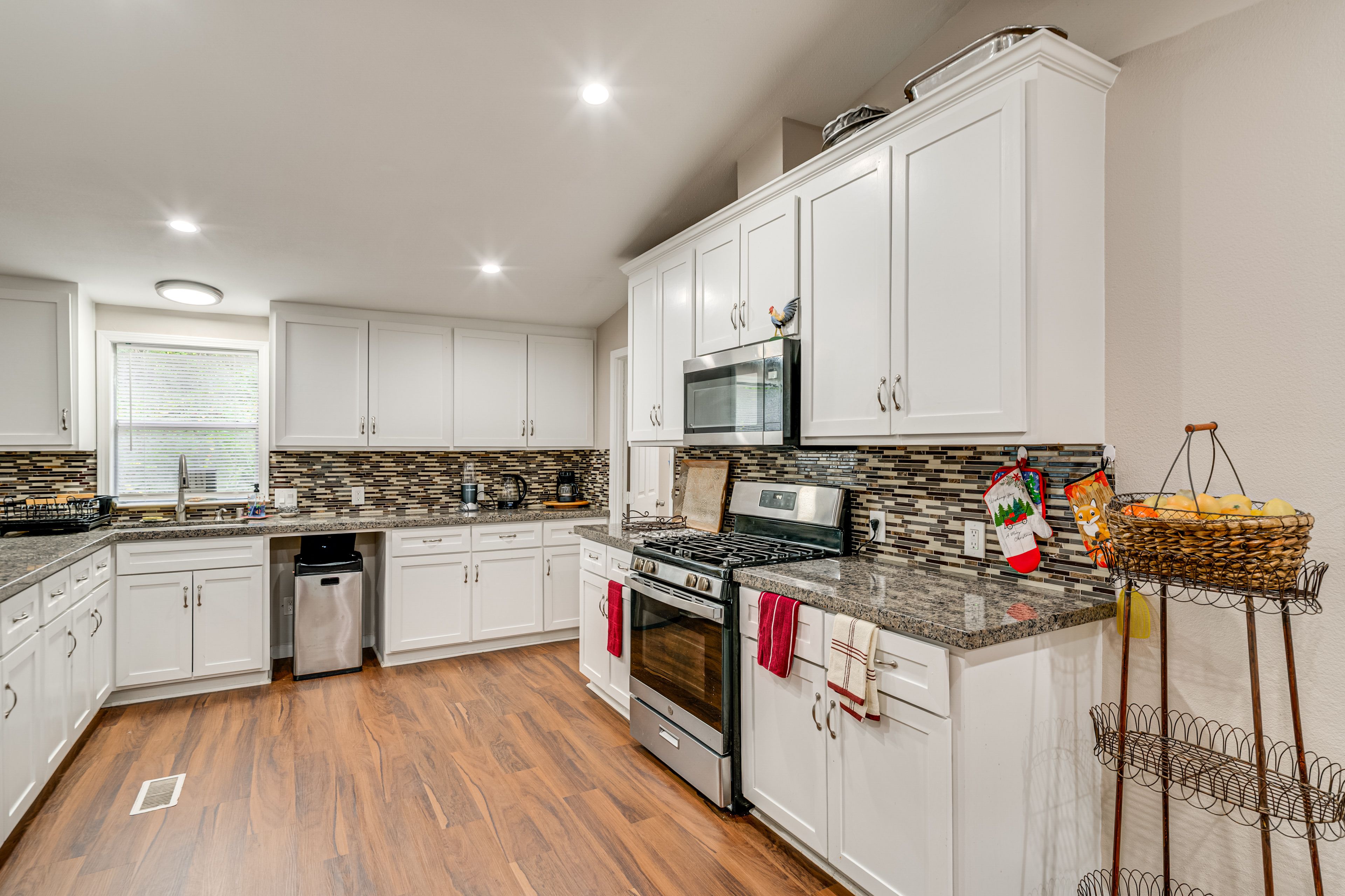 Kitchen | Drip Coffee Maker | Electric Kettle | Blender | Cooking Basics