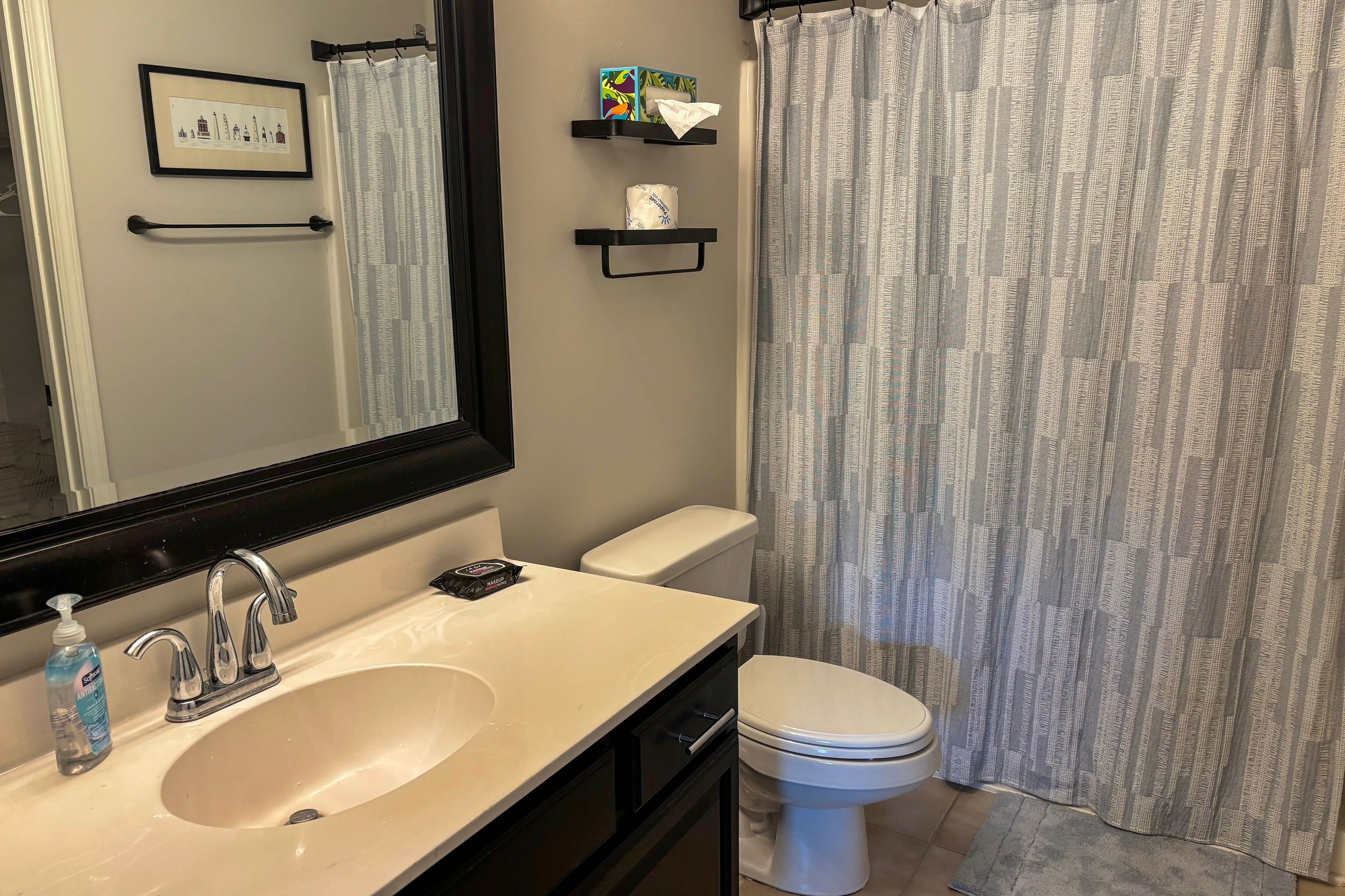 Full Bathroom