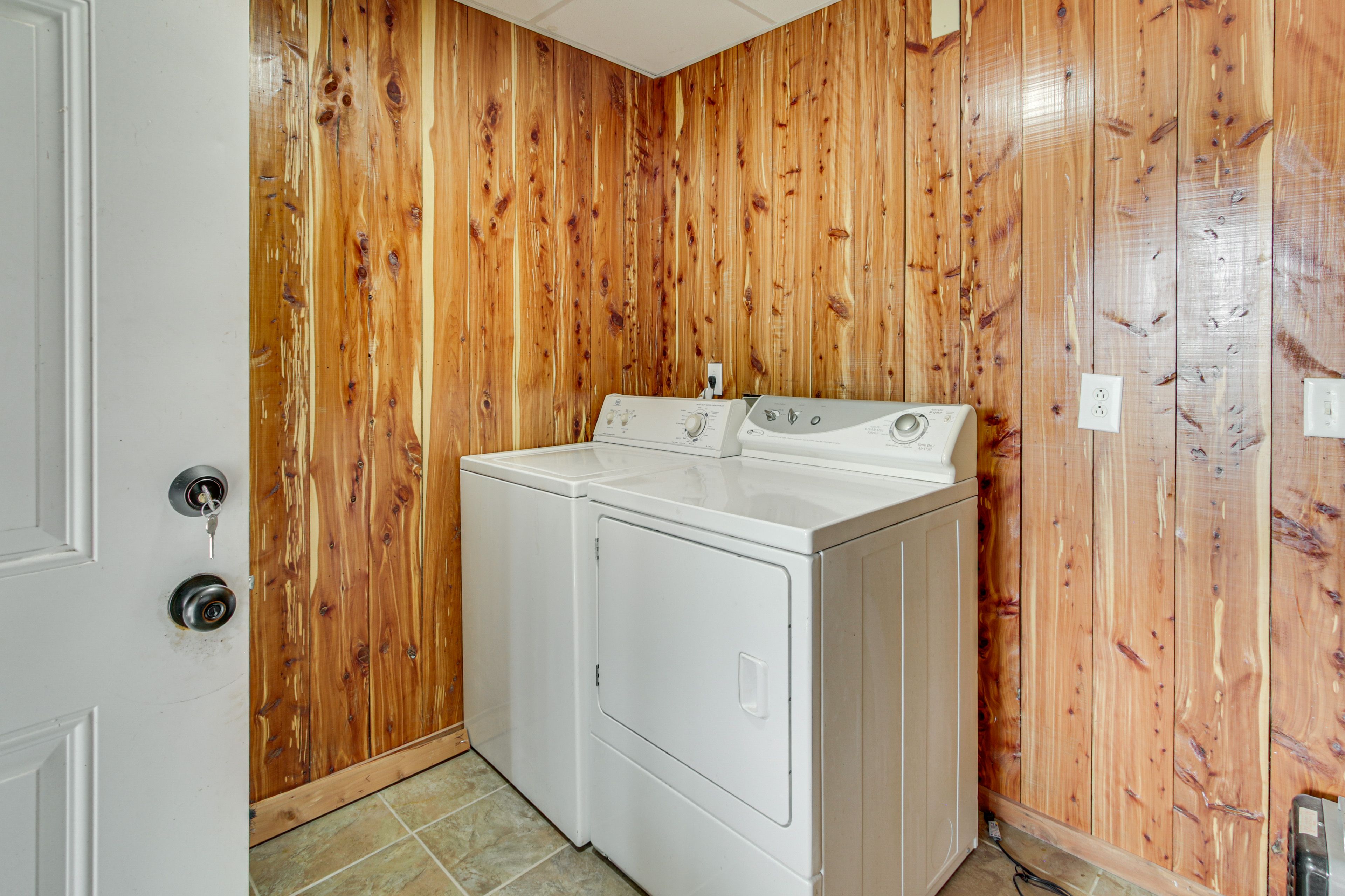 Washer & Dryer | 1st Floor