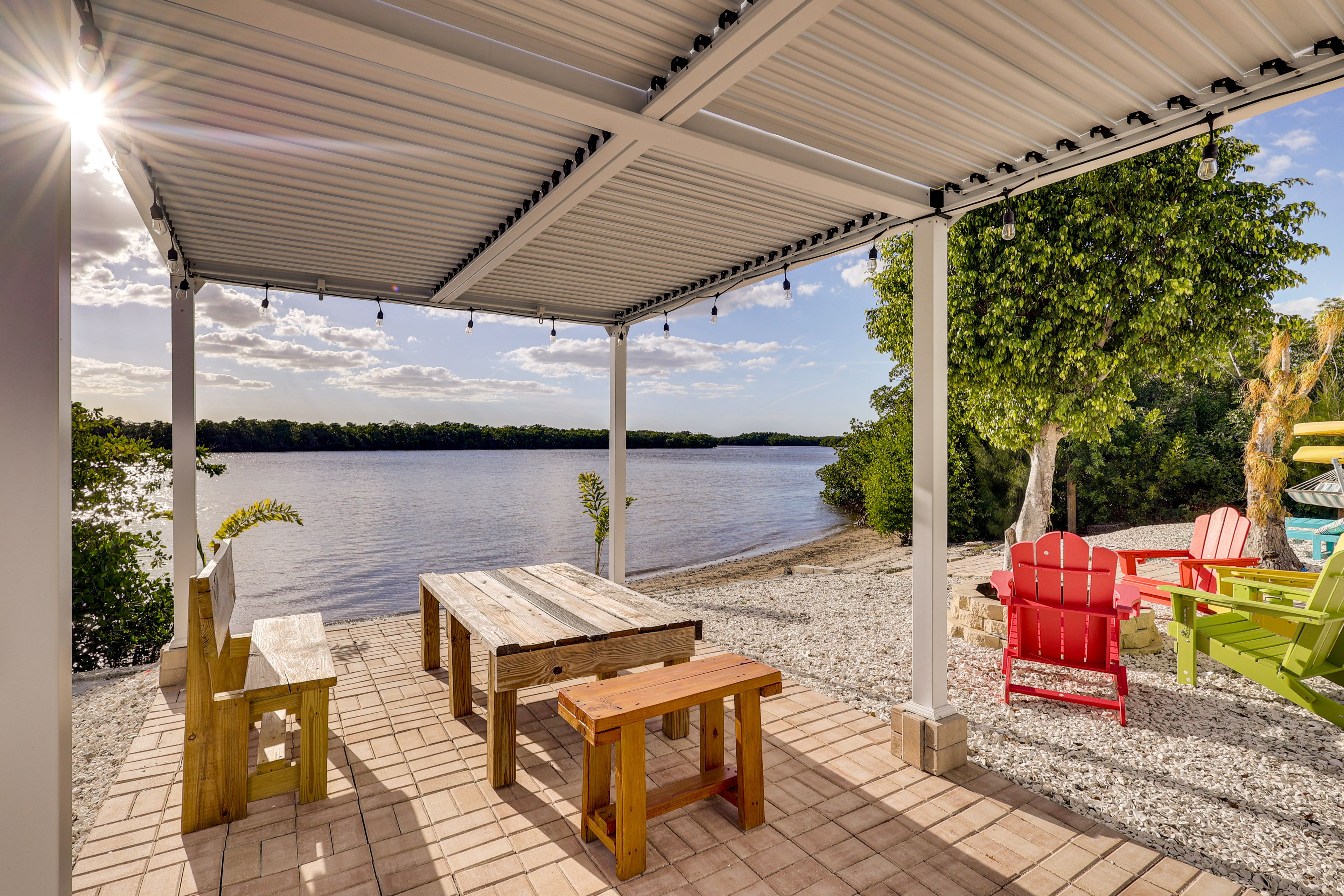 Gazebo | Dining Area | Little Manatee River Access & Views