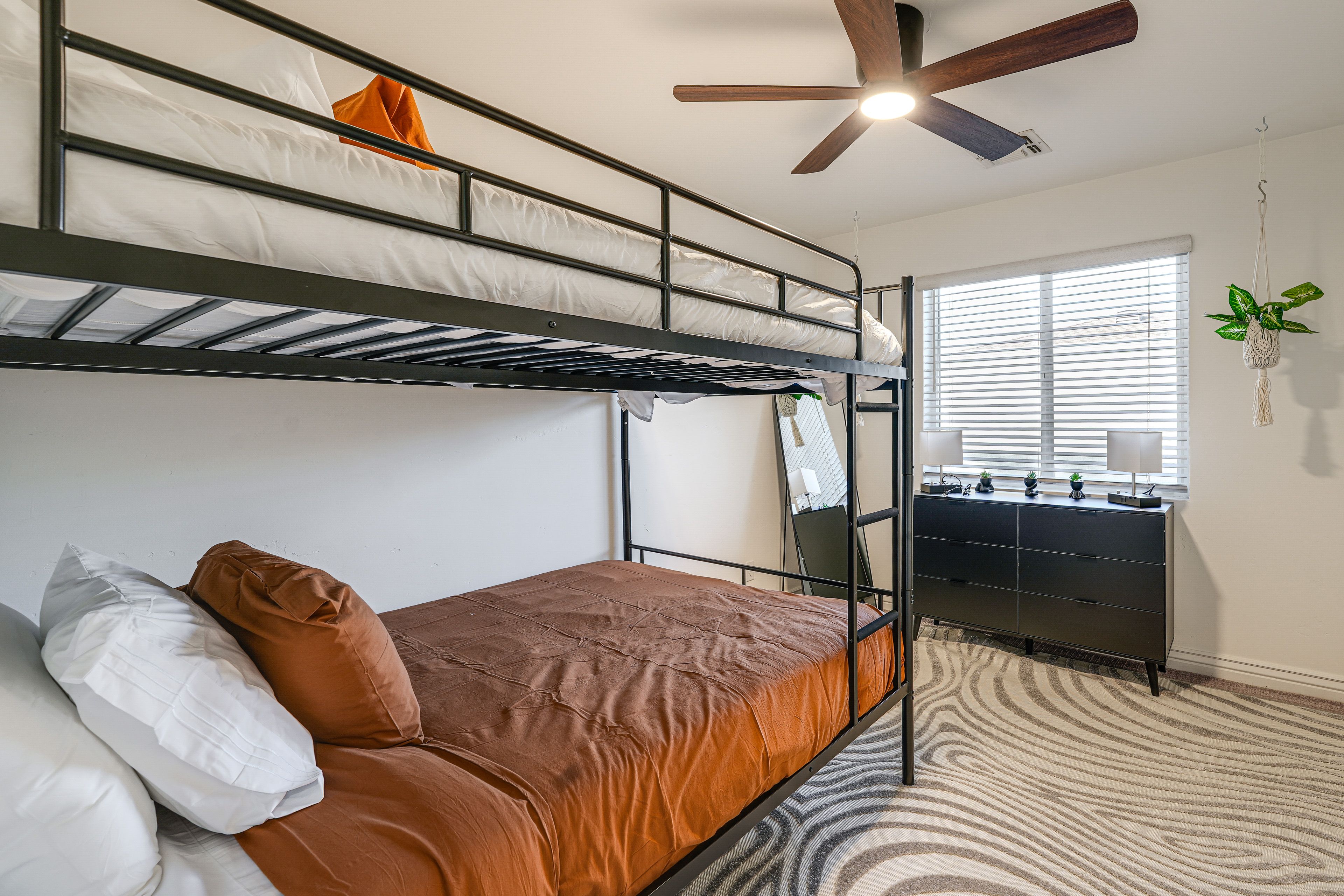 Bedroom 4 | Full Bunk Bed