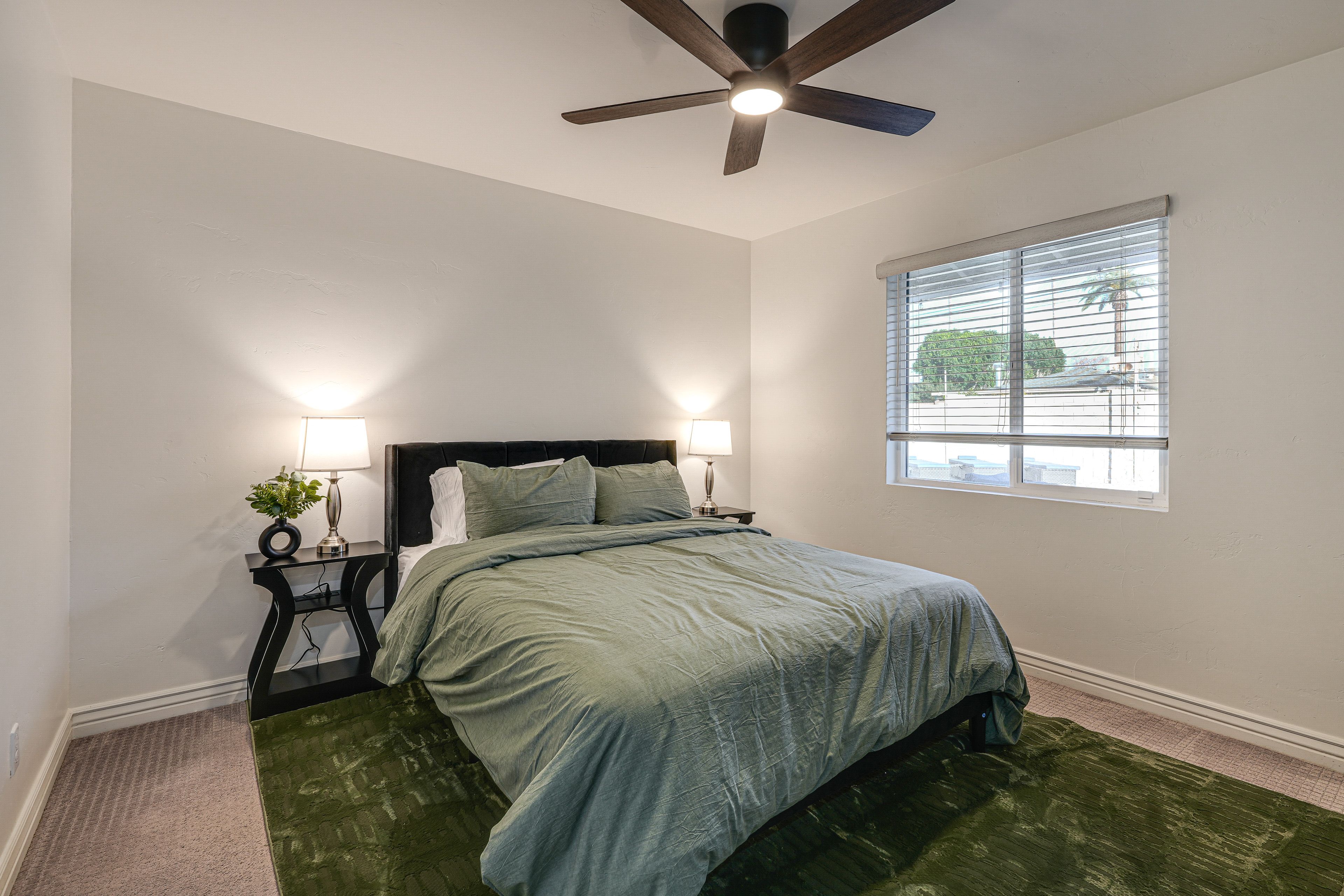 Bedroom 3 | Queen Bed