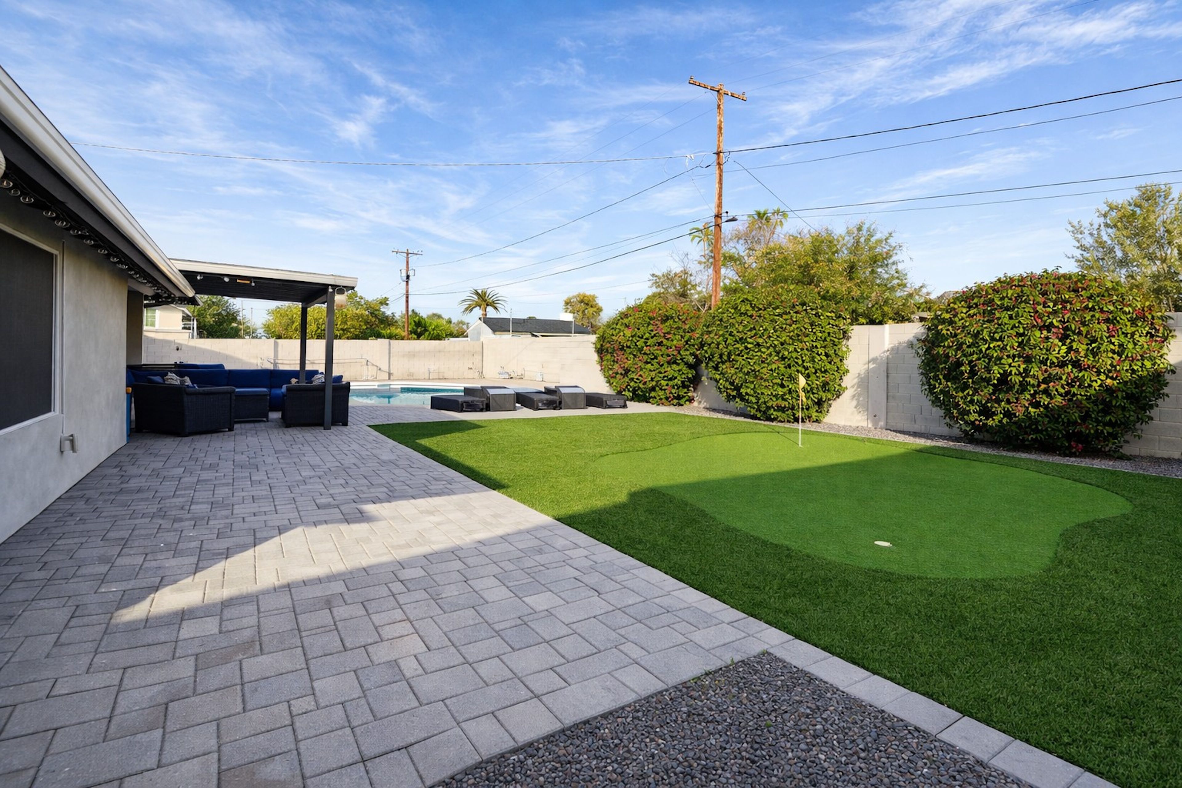 Backyard | Putting Green