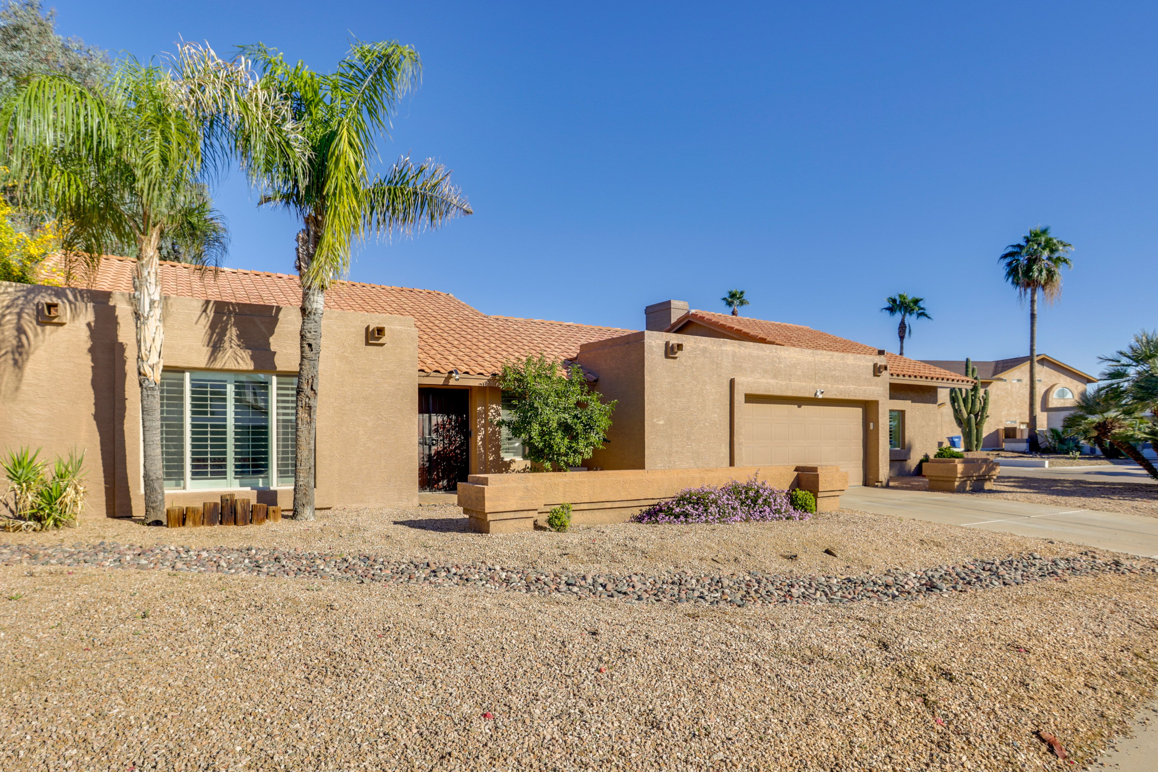 Driveway Parking | 4 Vehicles