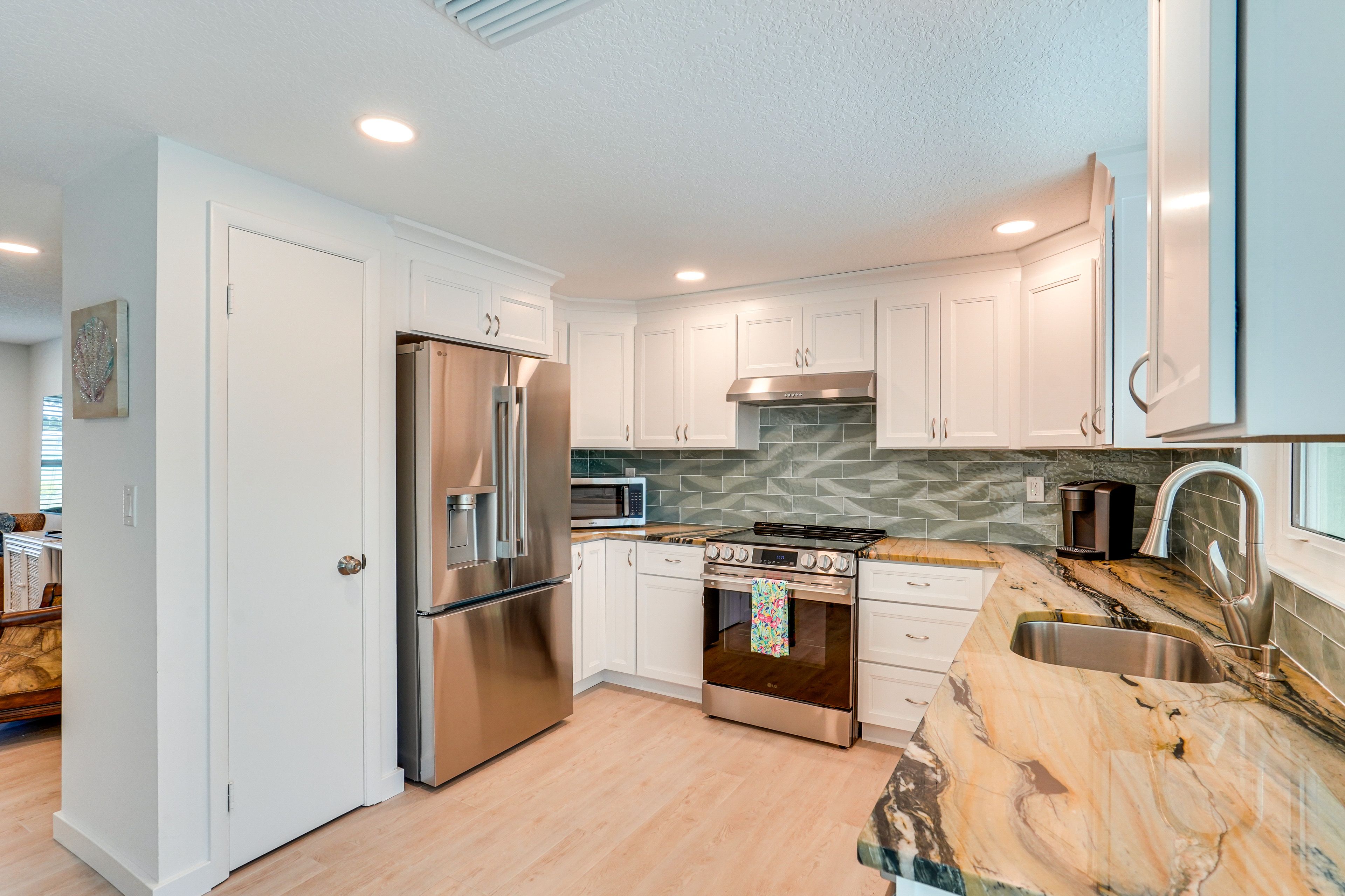 Kitchen | Keurig Coffee Maker | Cooking Basics