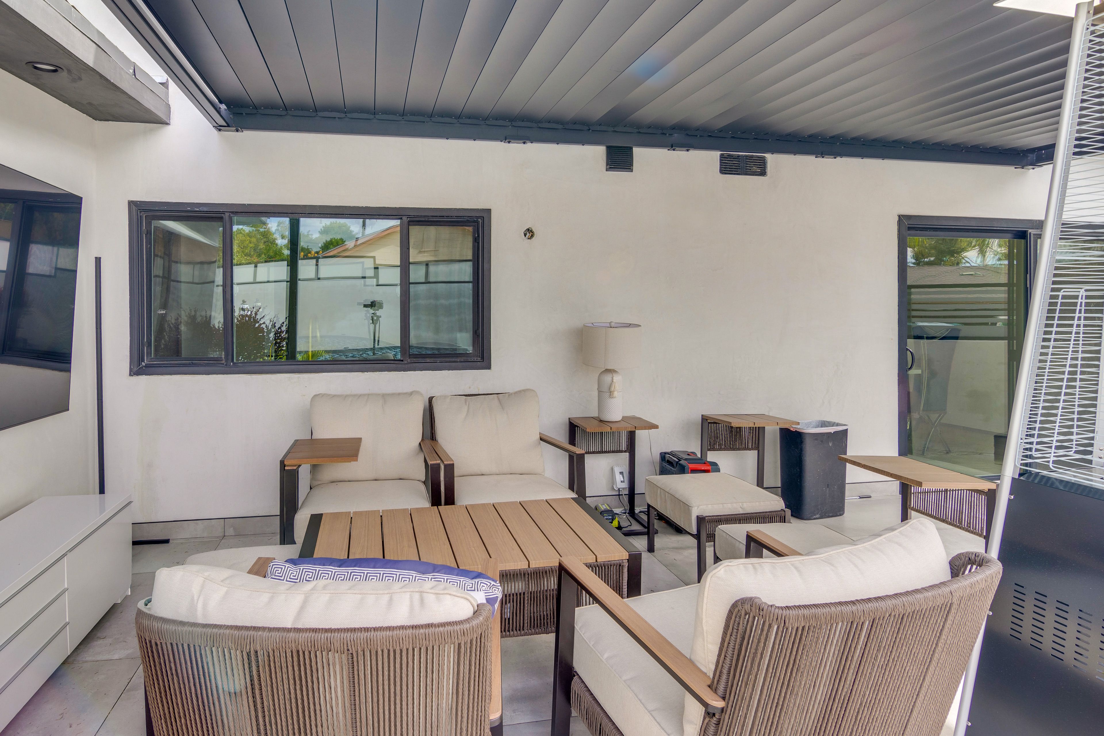 Shared Amenities | Covered Patio w/ Smart TV