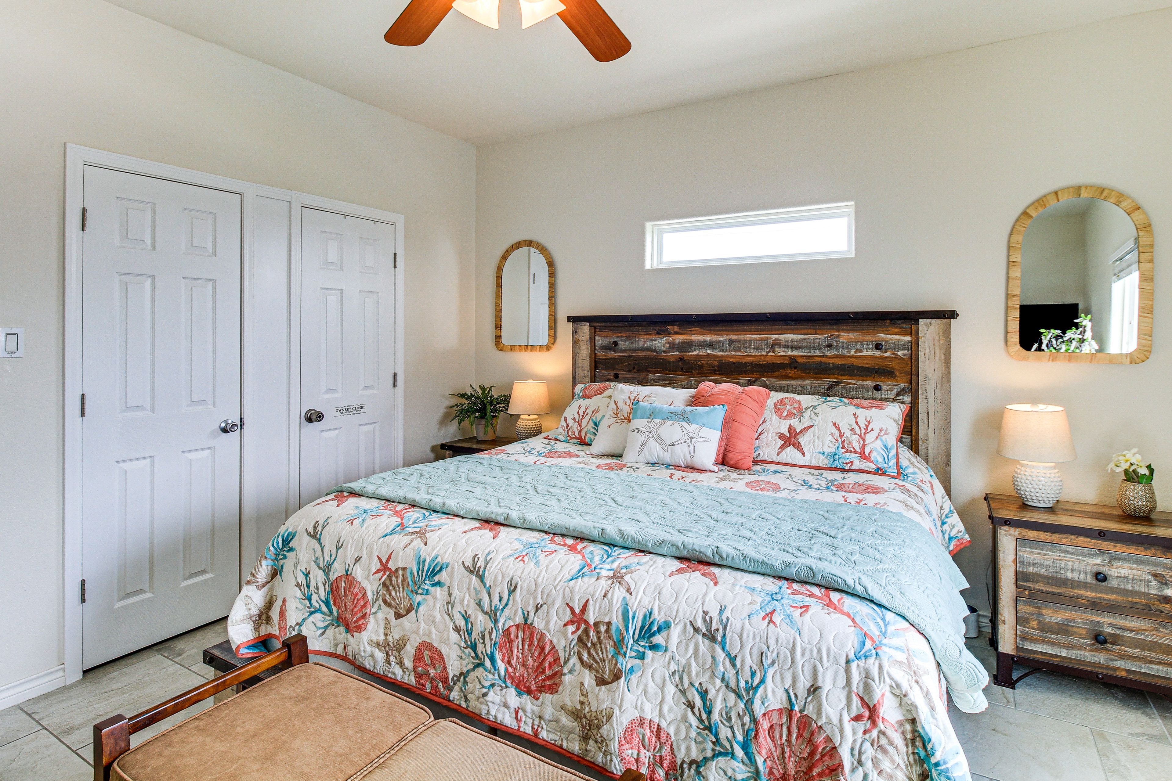 Bedroom 1 | King Bed | Main Level