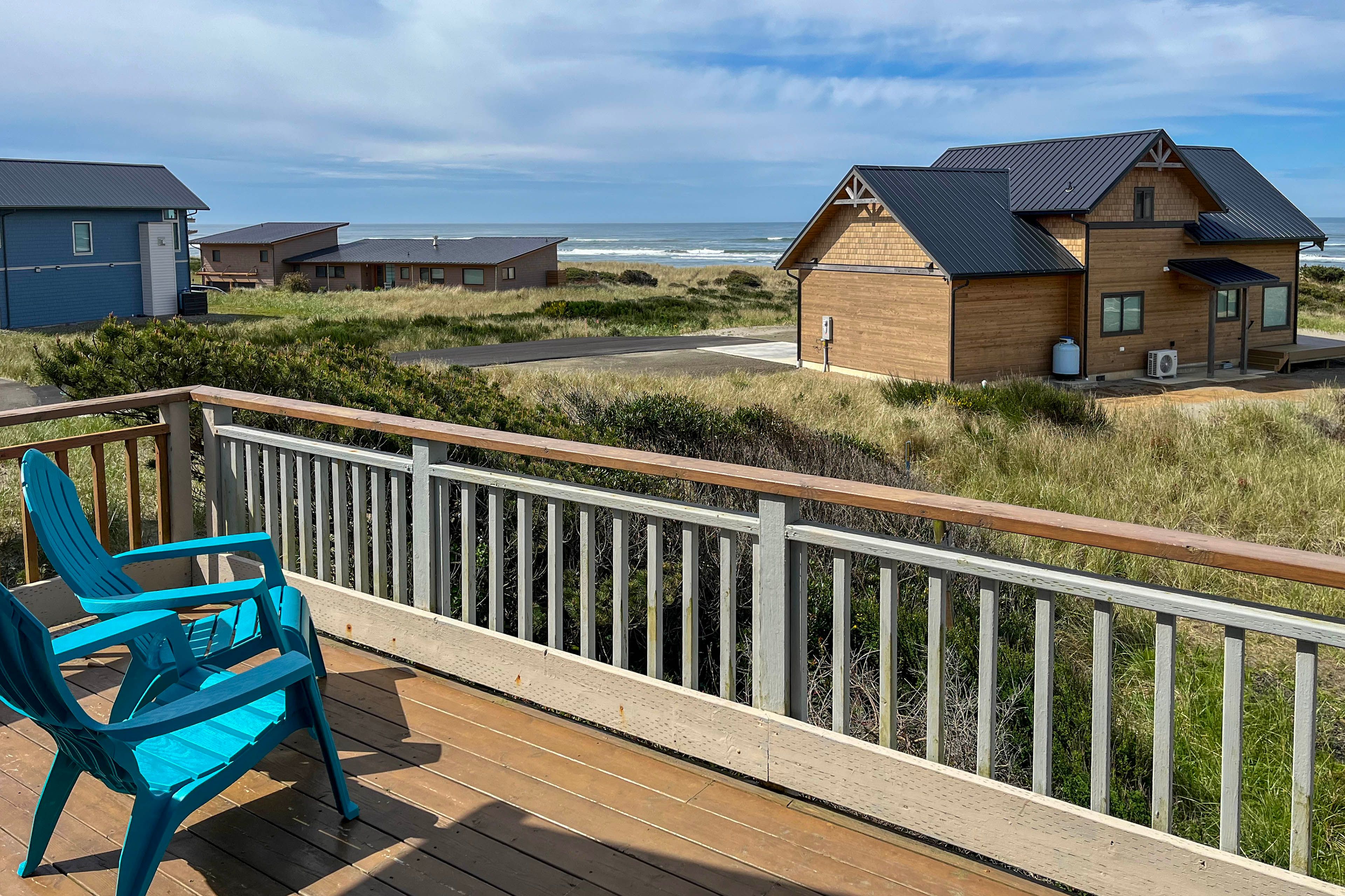 Deck | Seating