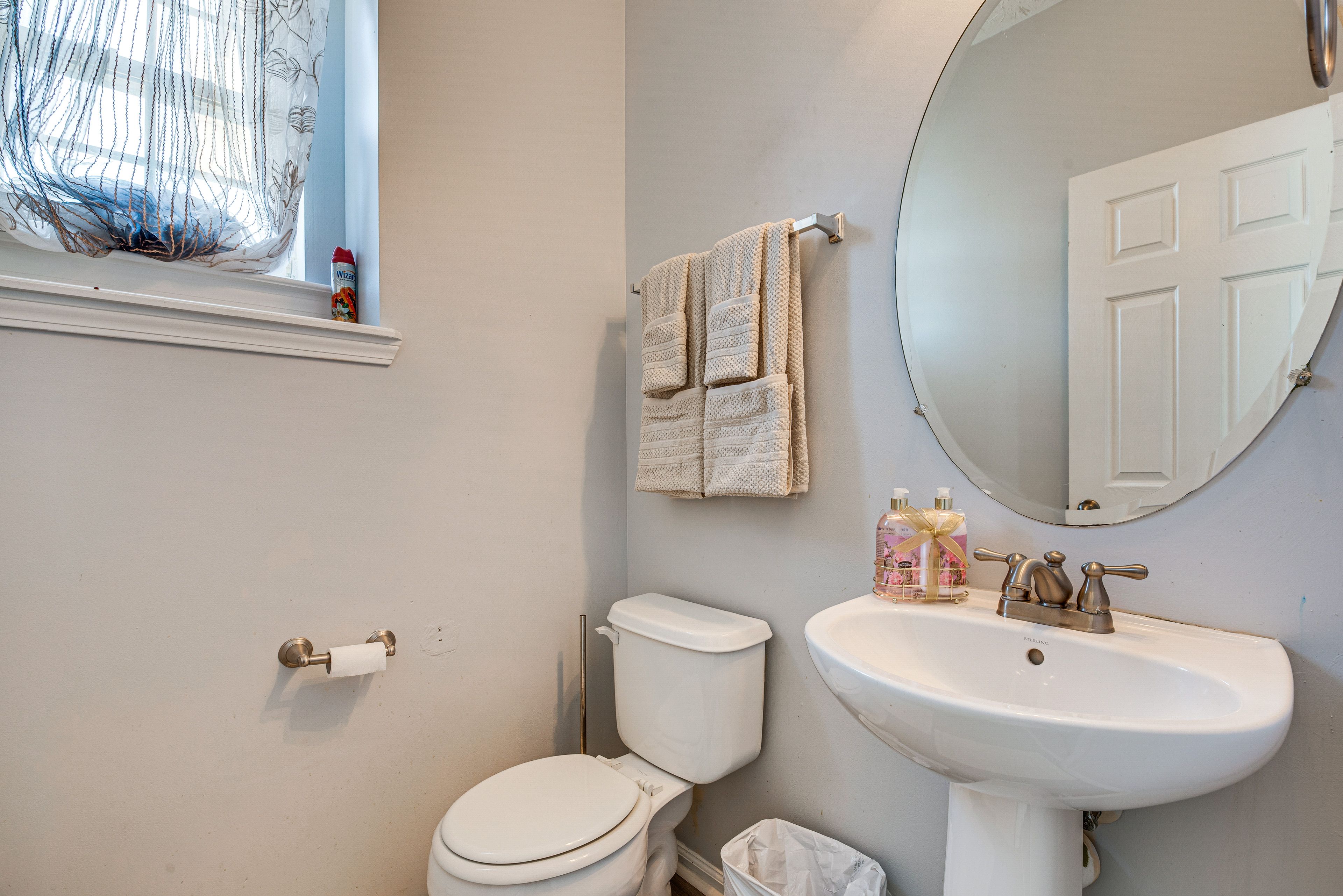 Half Bathroom | 1st Floor