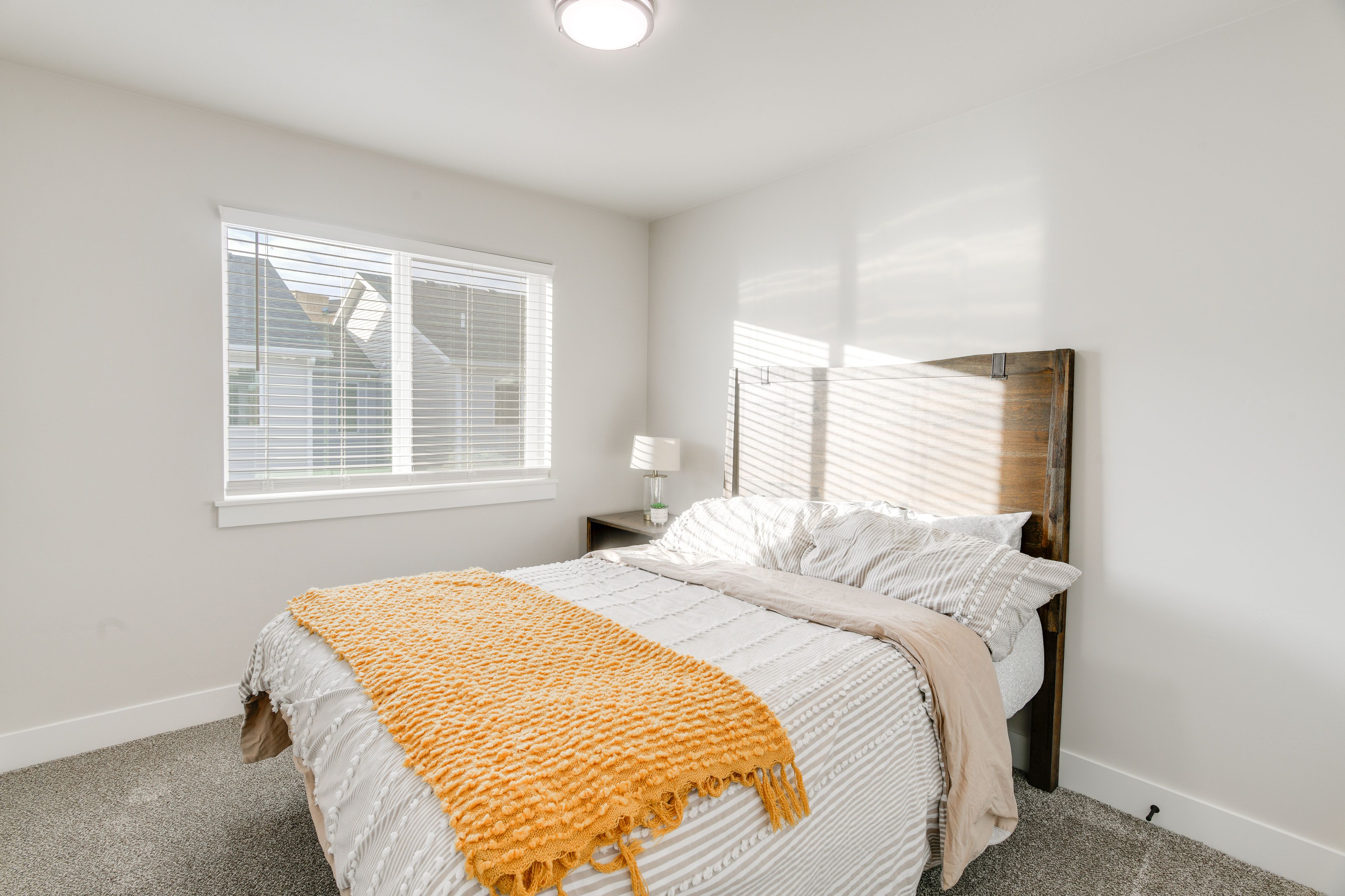 Bedroom 2 | 2nd Floor | Queen Bed