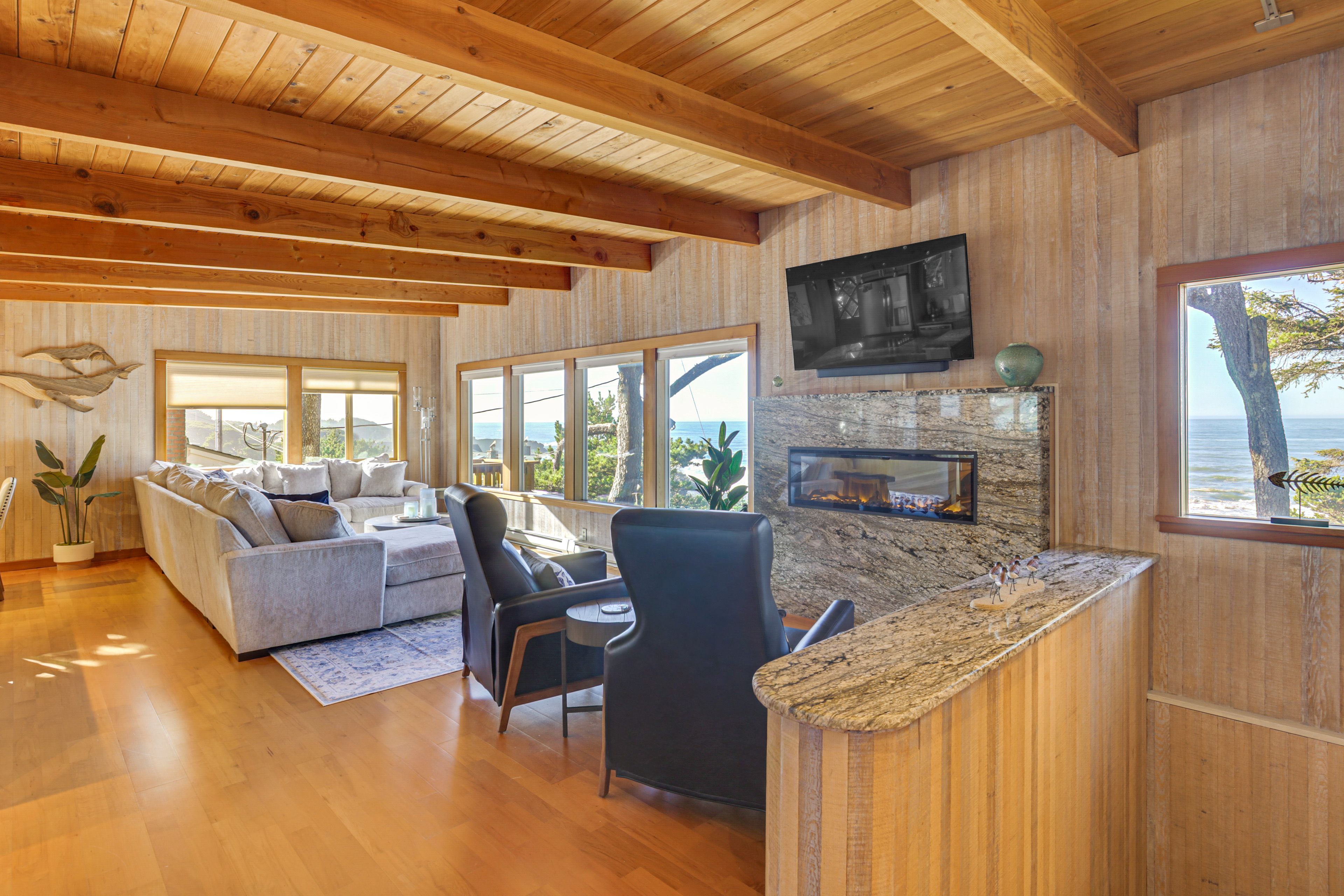 Living Room | Upper Level