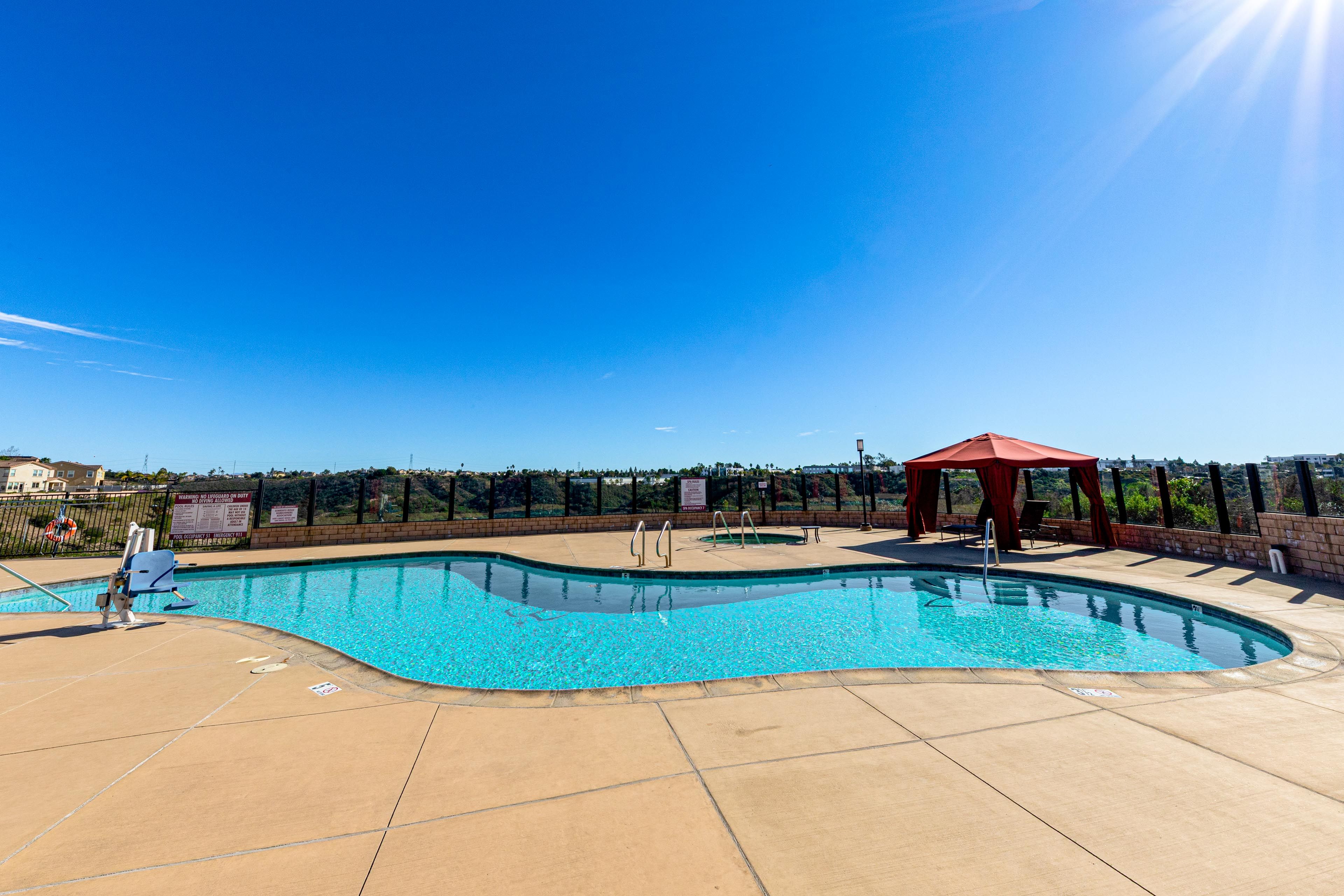 Community Pool w/ Canyon View | Cabanas