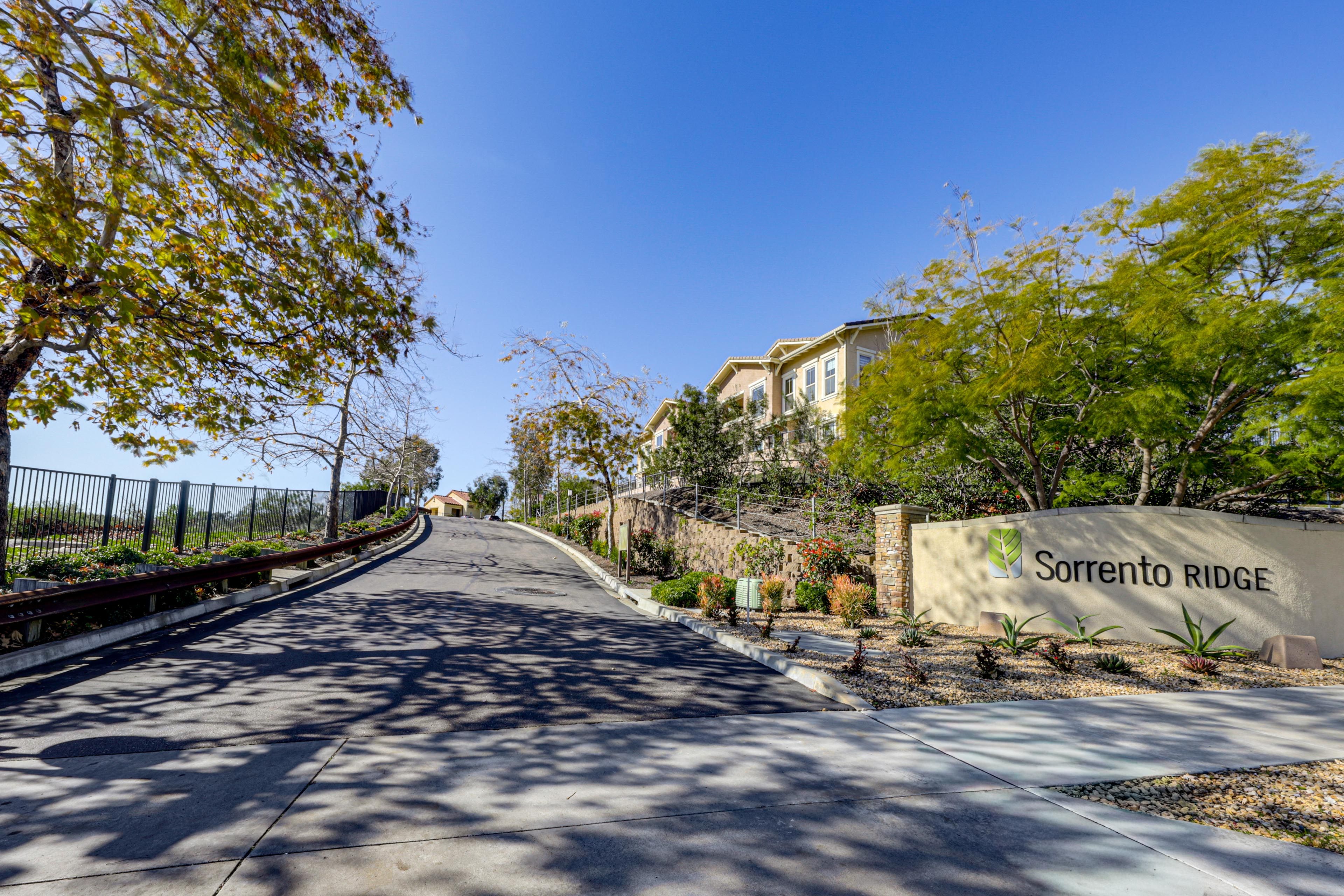 Sorrento Ridge Community