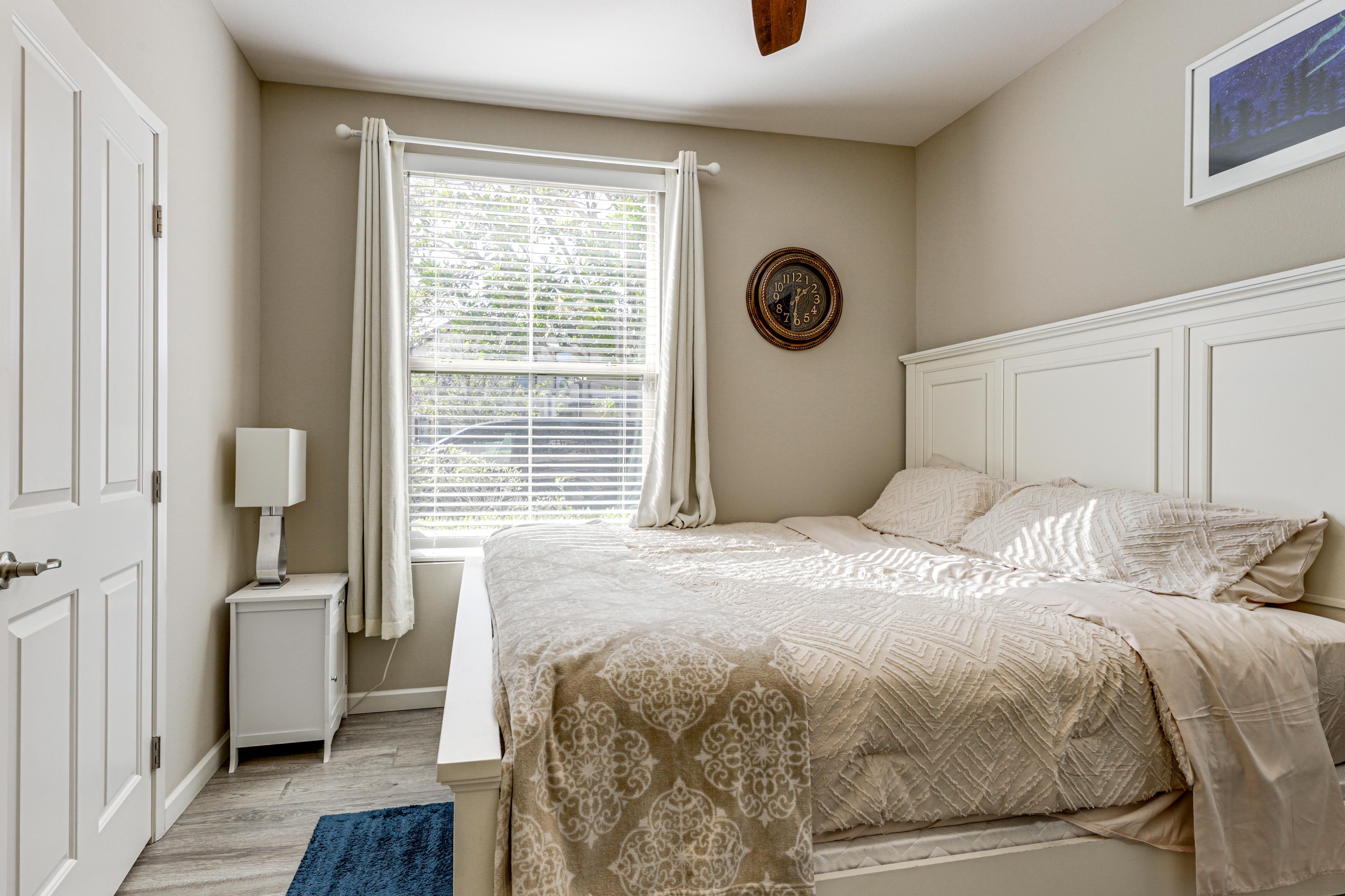 Bedroom 2 | King Bed