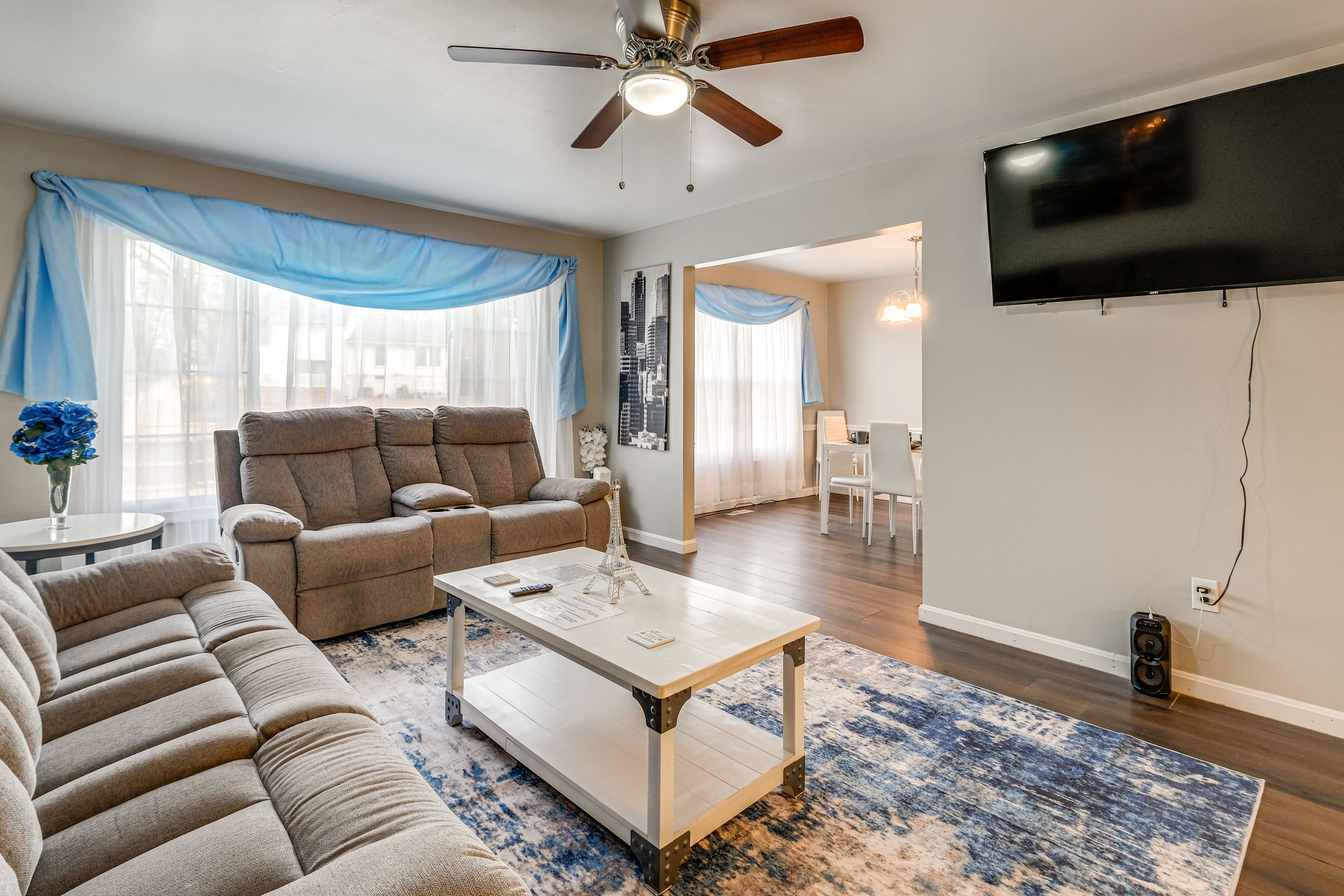 Fort Washington Vacation Rental | 5BR | 3BA | Stairs Required | 1,400 Sq Ft