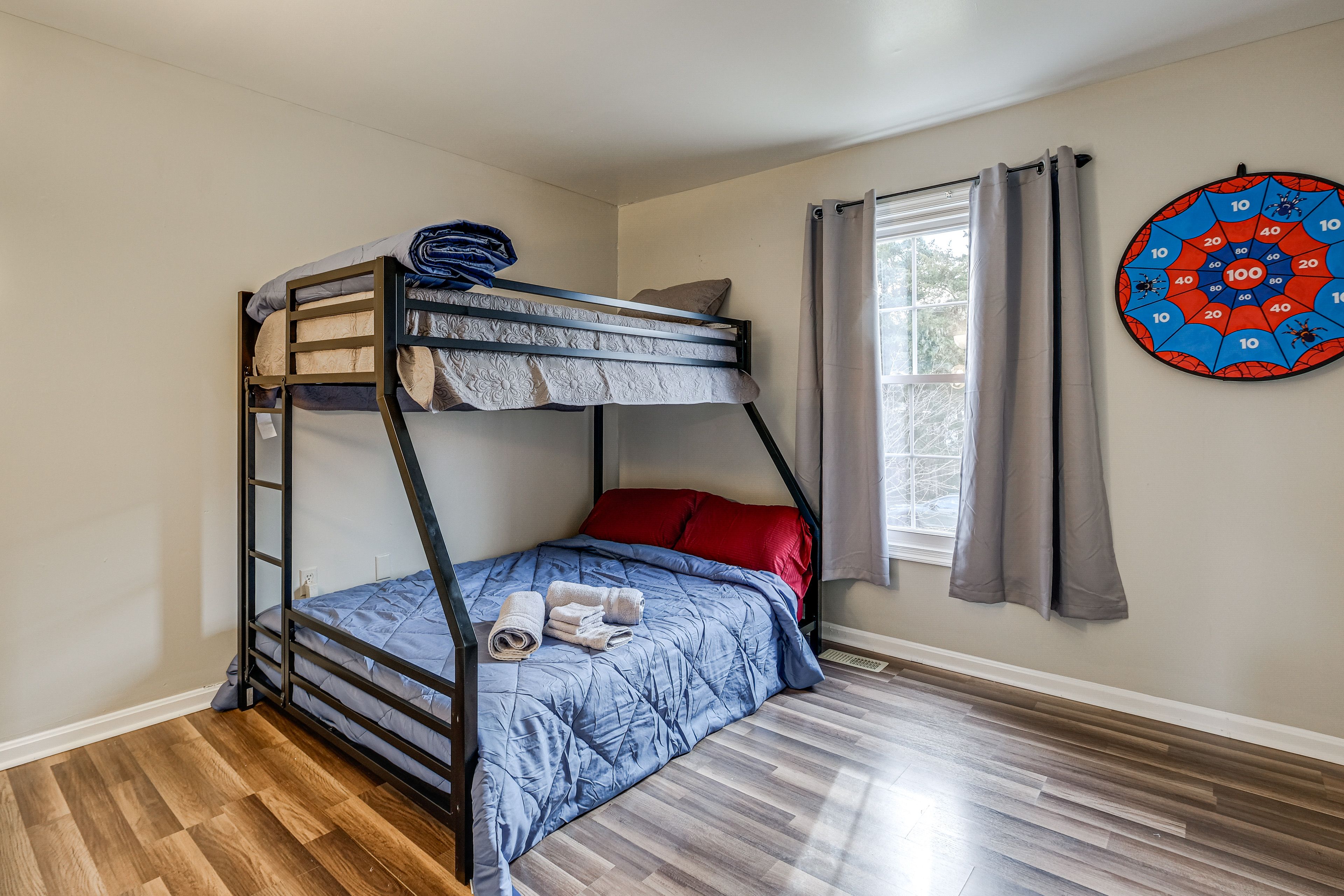 Bedroom 3 | Twin/Full Bunk Bed | Upper Level