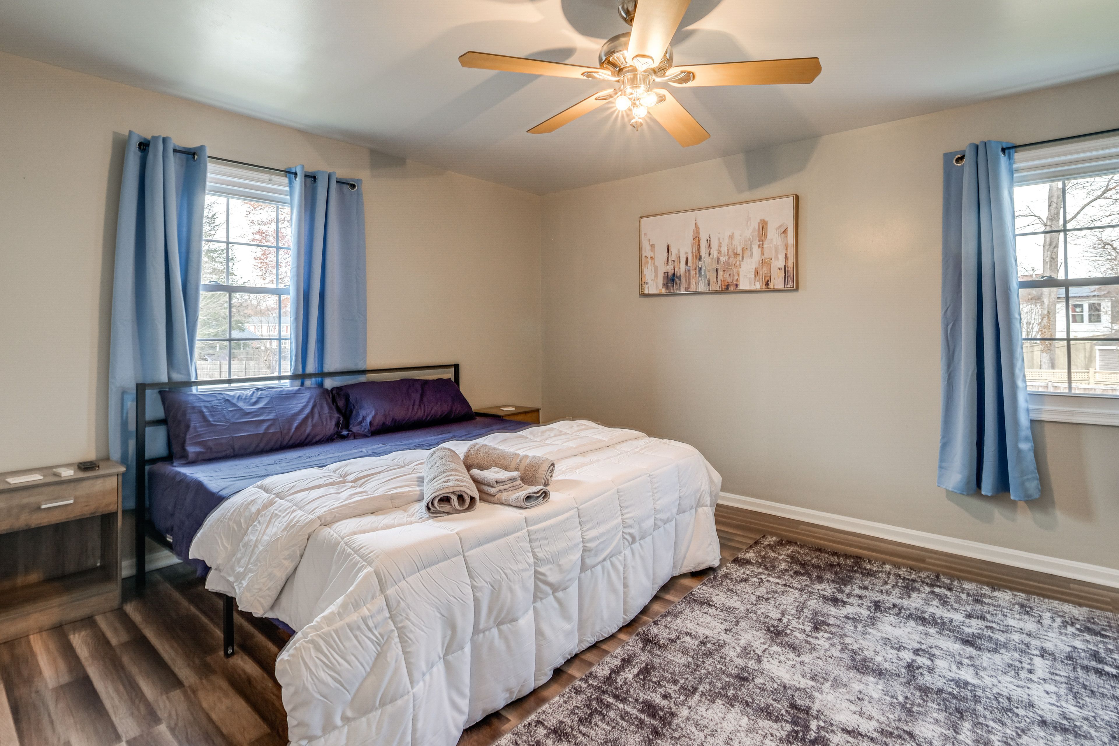 Bedroom 1 | King Bed | Upper Level