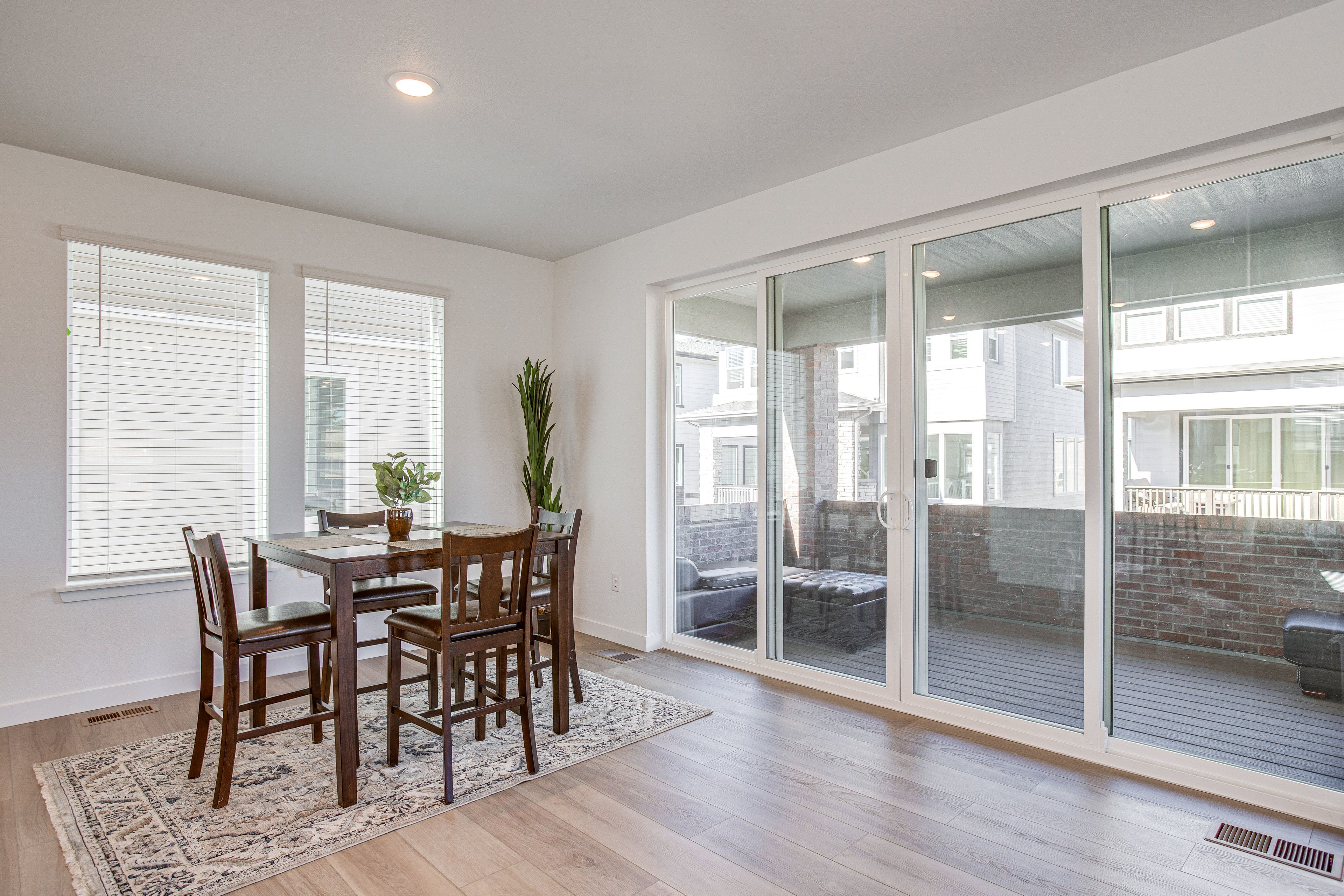Dining Table | Dishware & Flatware | Main Floor