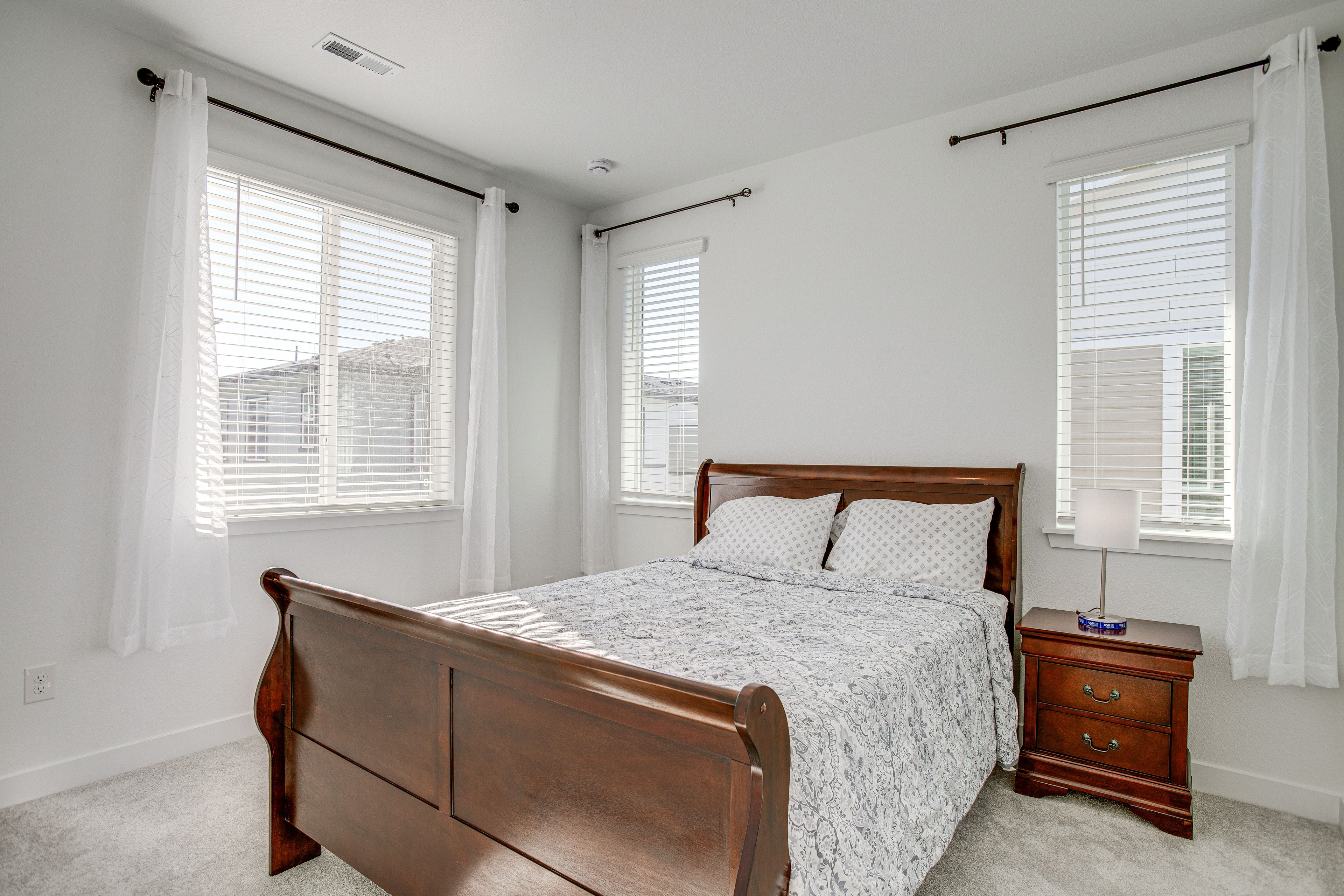 Bedroom 2 | Queen Bed | Upper Floor