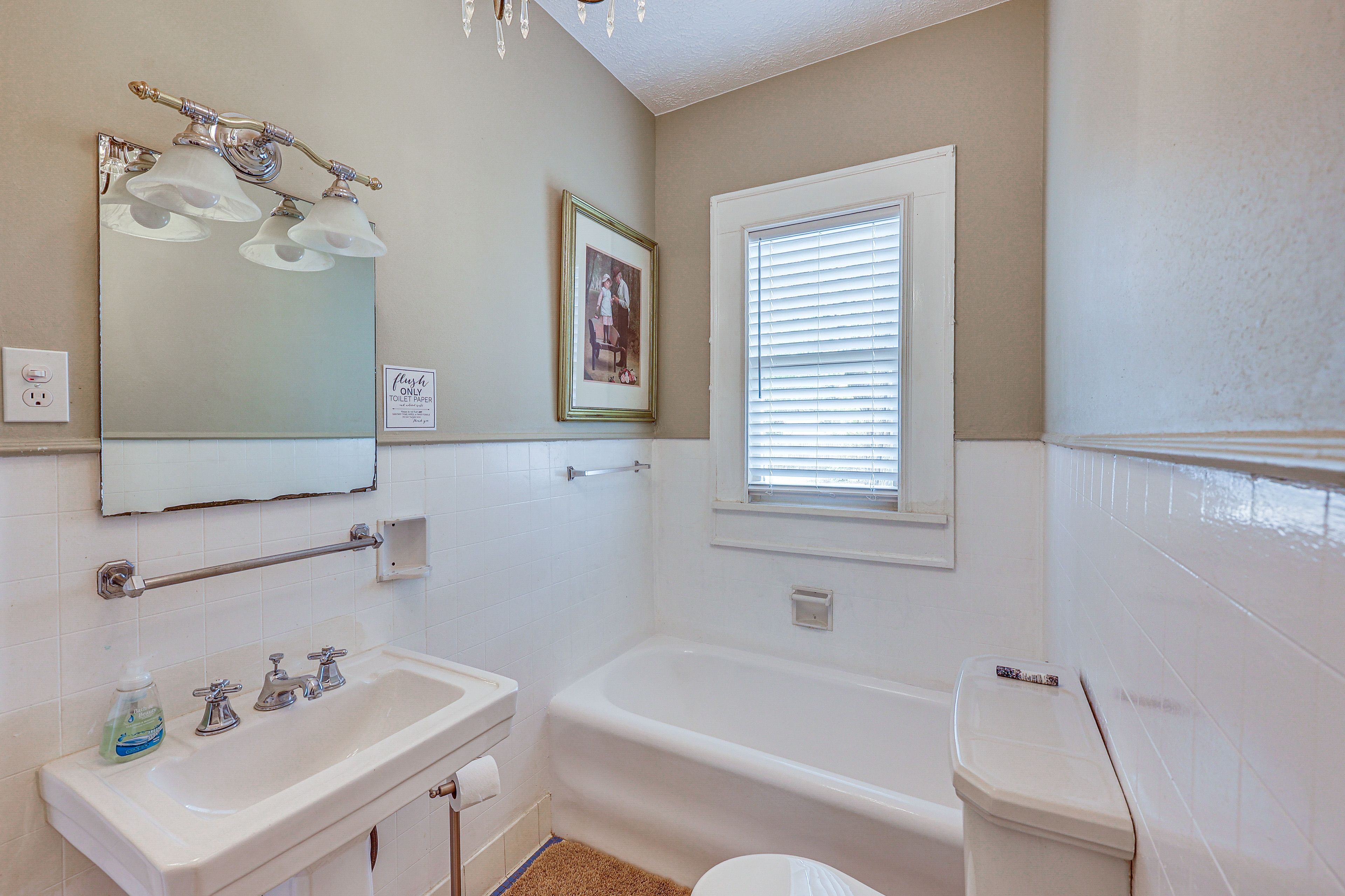 Bathroom | Towels Provided | 1st Floor