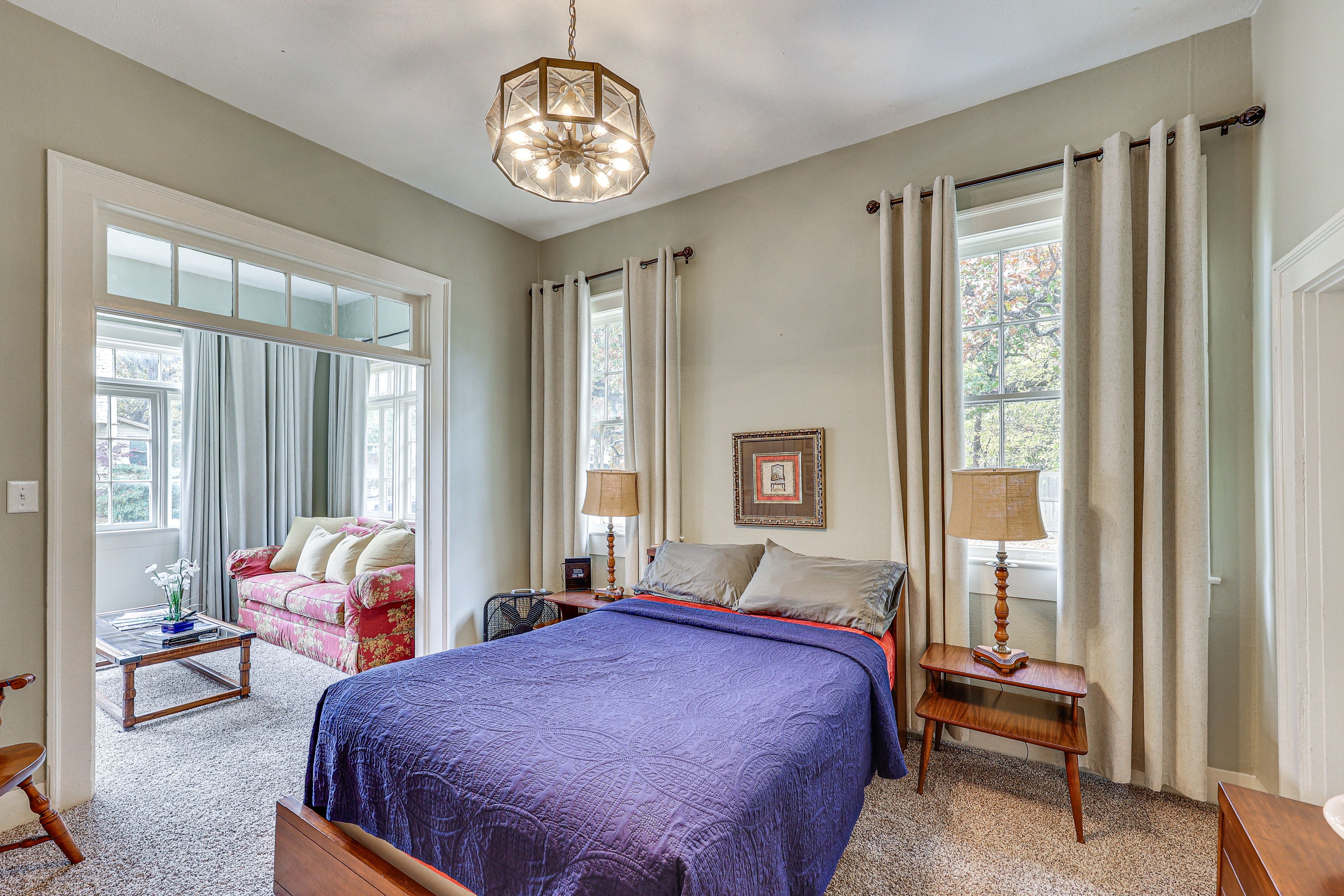 Bedroom 2 | Queen Bed | Sitting Area | 1st Floor