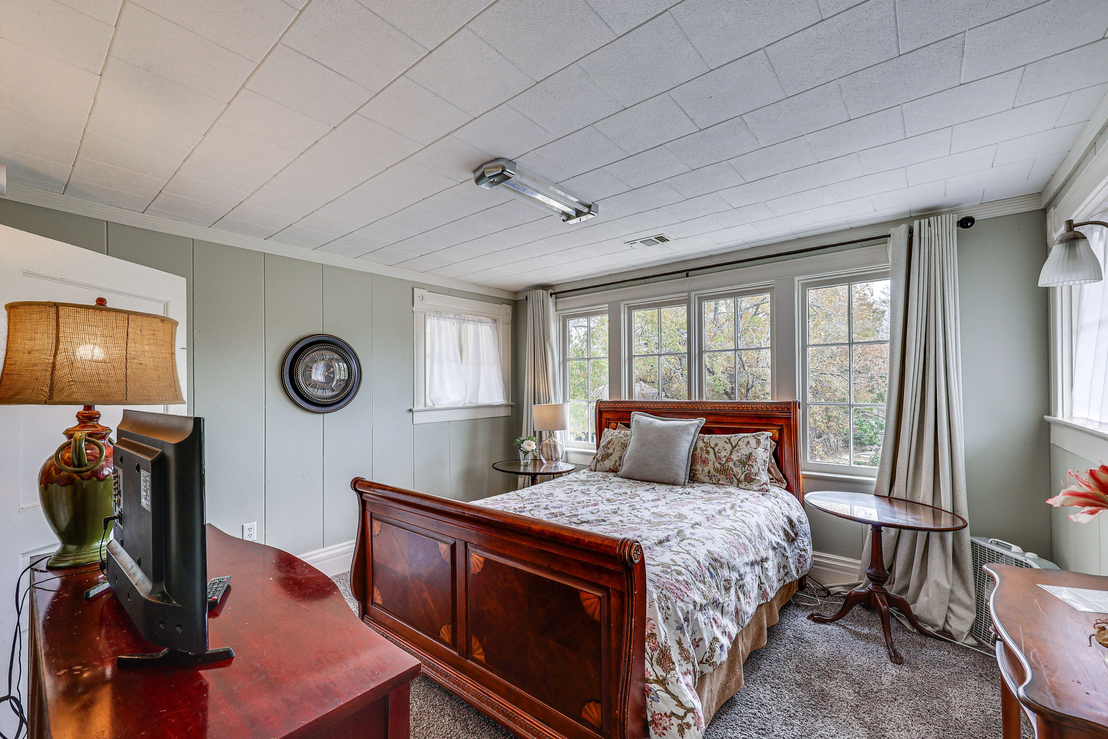 Bedroom 4 | Full Bed | 2nd Floor