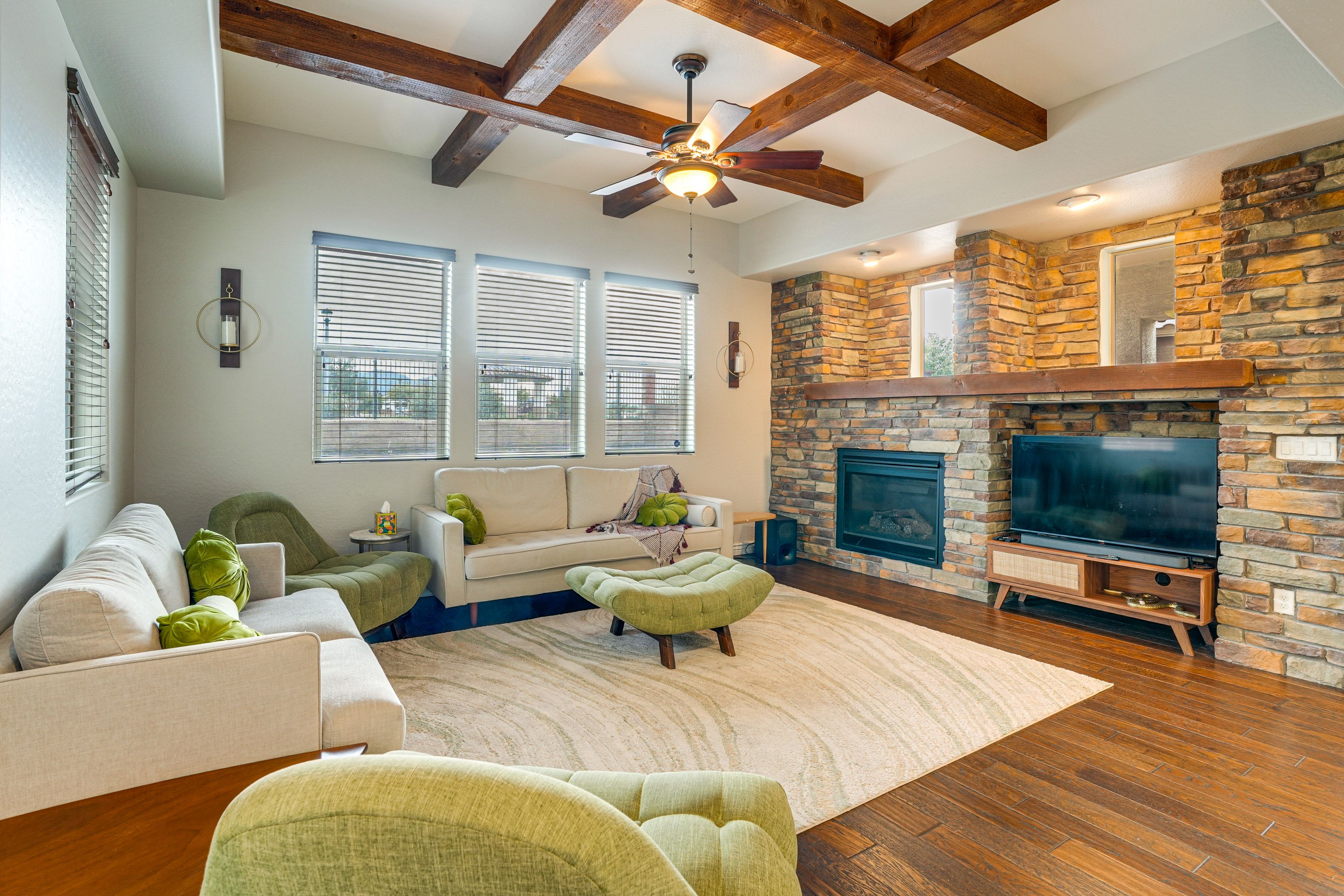 Living Room | 1st Floor | Gas Fireplace | Smart TV